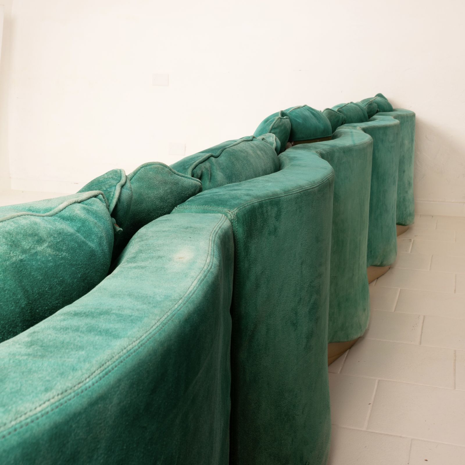 Set Of 5 Stropiccio Armchairs By Luciano Frigerio For Frigerio Di Desio 1975 photo Furniture