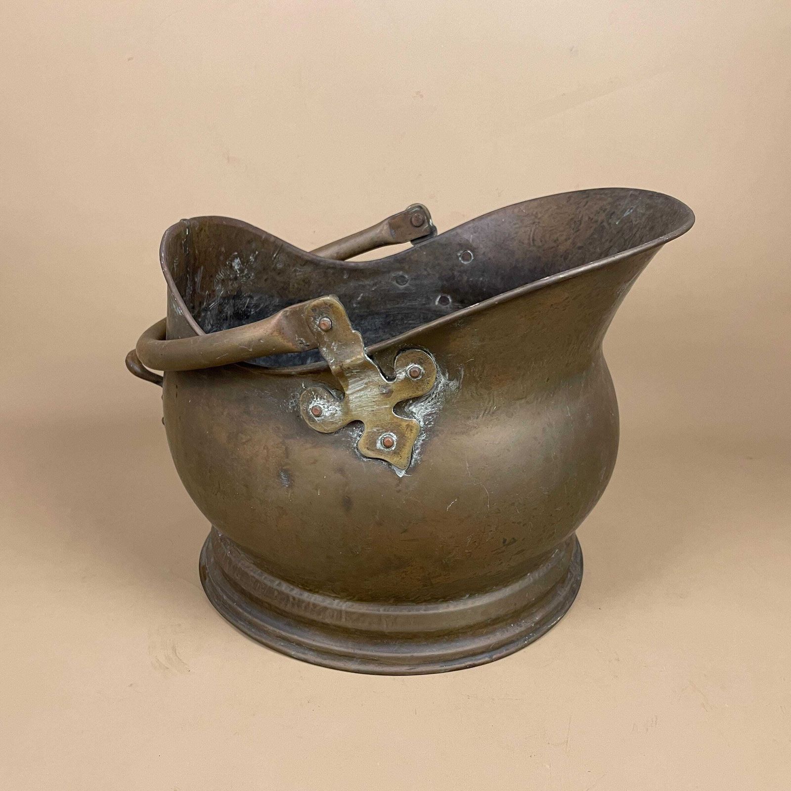 Antique Metal Gold Brass Coal Bucket Handle Fireside Fire Side Scuttle Log Helmet Farmhouse Cottage Vintage Fireplace Logs Solid photo for sale