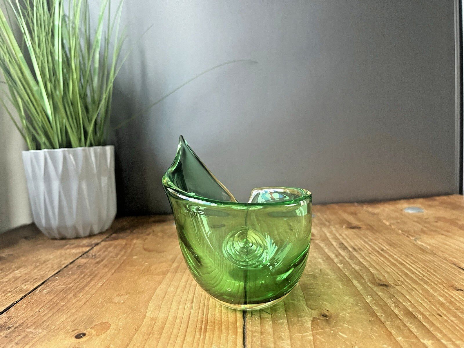 Mid Century Murano Green Glass Cornucopia Shell Seashell Ashtray Vase Vintage photo vinterior