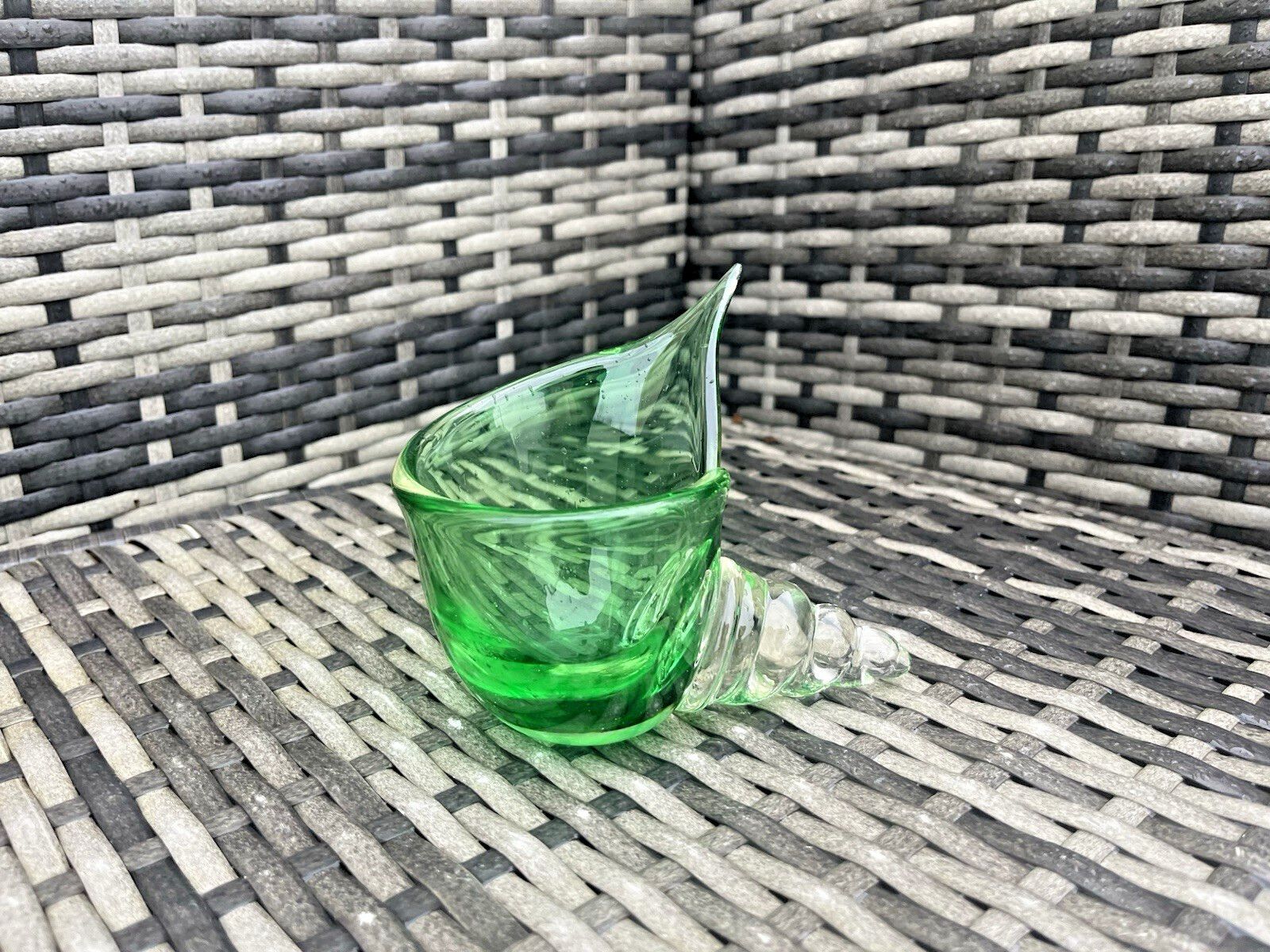 65.0 Mid Century Murano Green Glass Cornucopia Shell Seashell Ashtray Vase Vintage photo