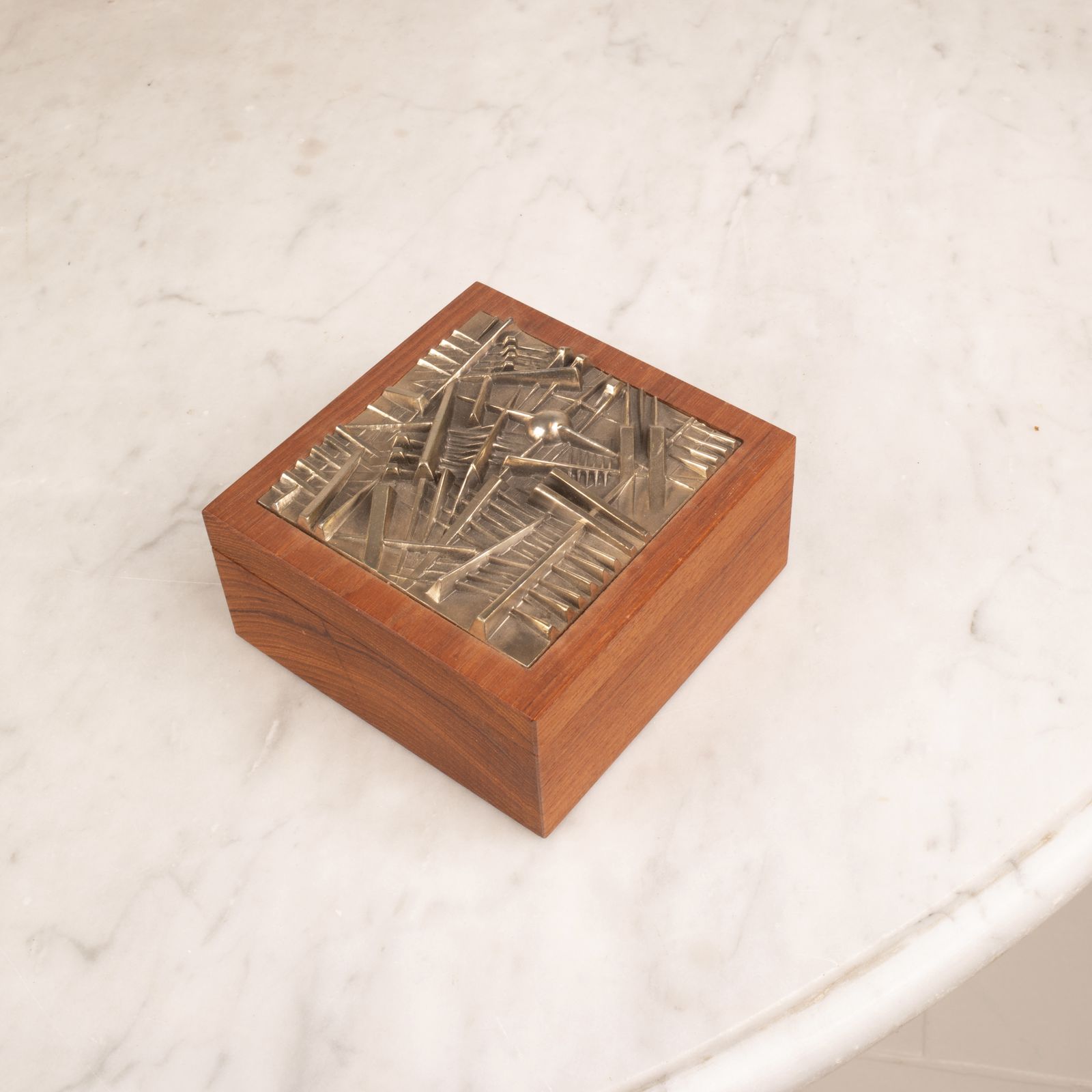 Arnaldo Pomodoro's Box For Edizioni Ars D, Milan photo vintage