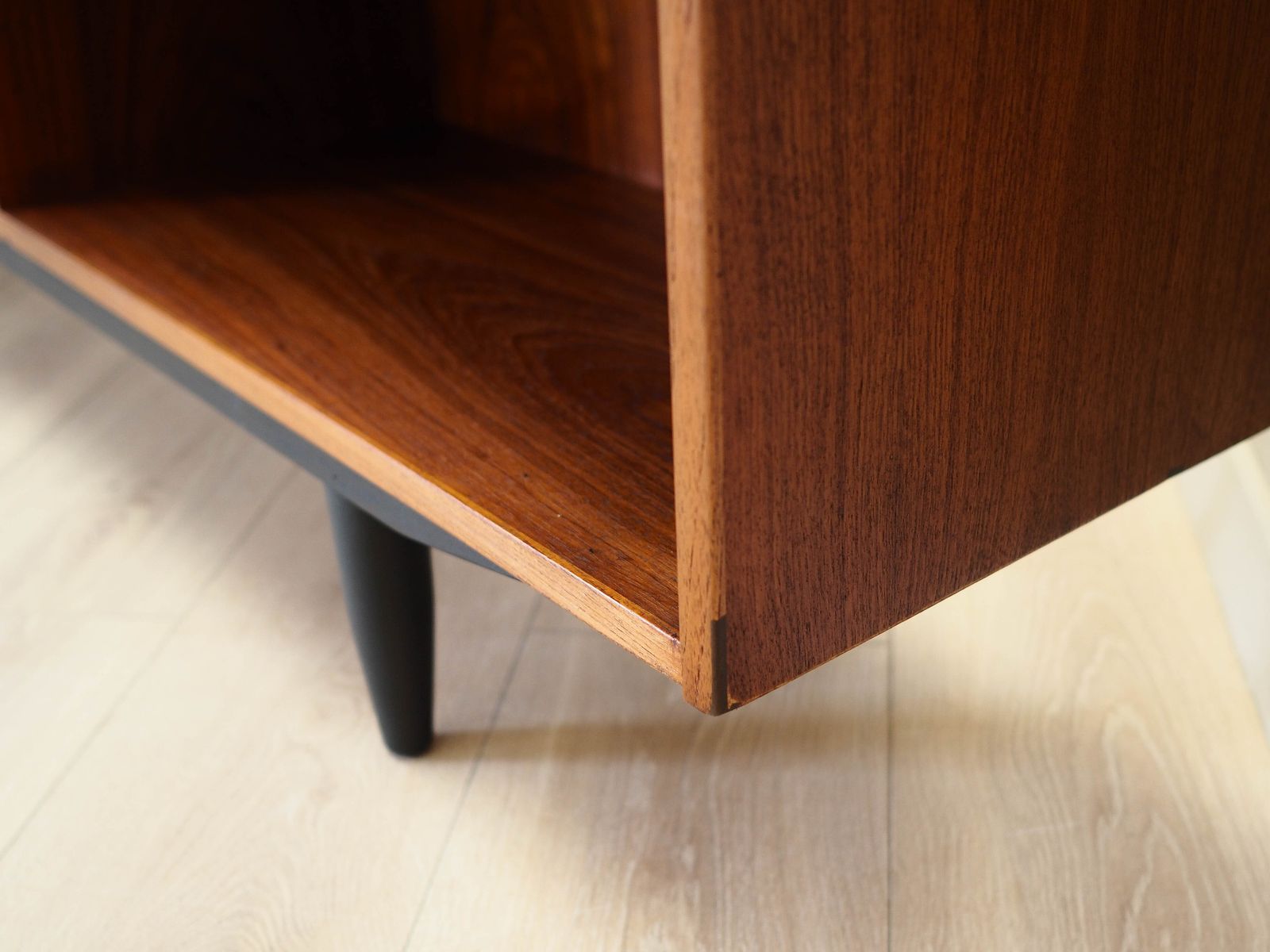 photo vintage Teak Bookcase, Danish Design, 1970s, Production: Kjeld Bundgard