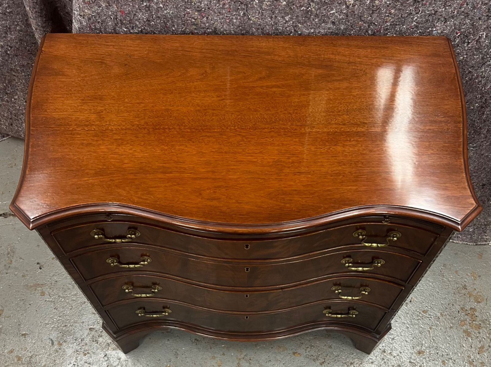 photo for sale Top Quality Chippendale Style Serpentine Shaped Chest Of Drawers