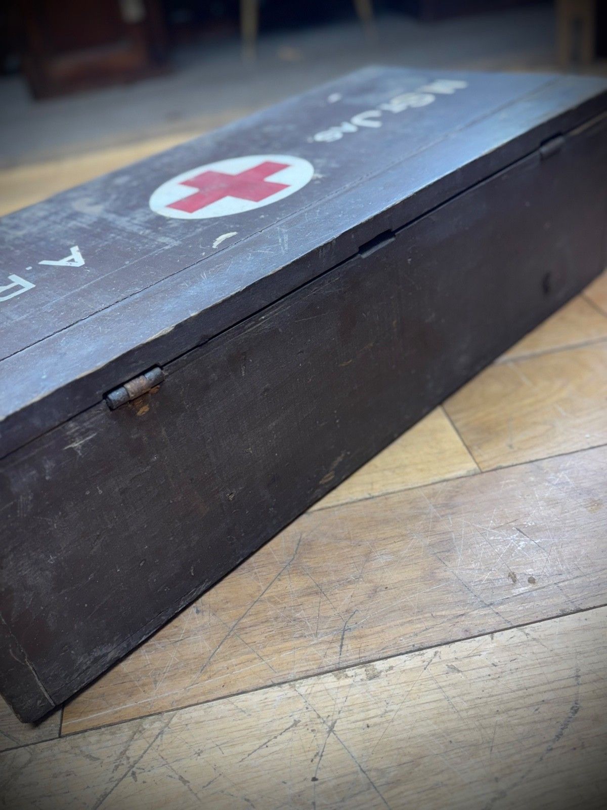 photo furniture Vintage Original World War 2 Medical Wardens Box St James London