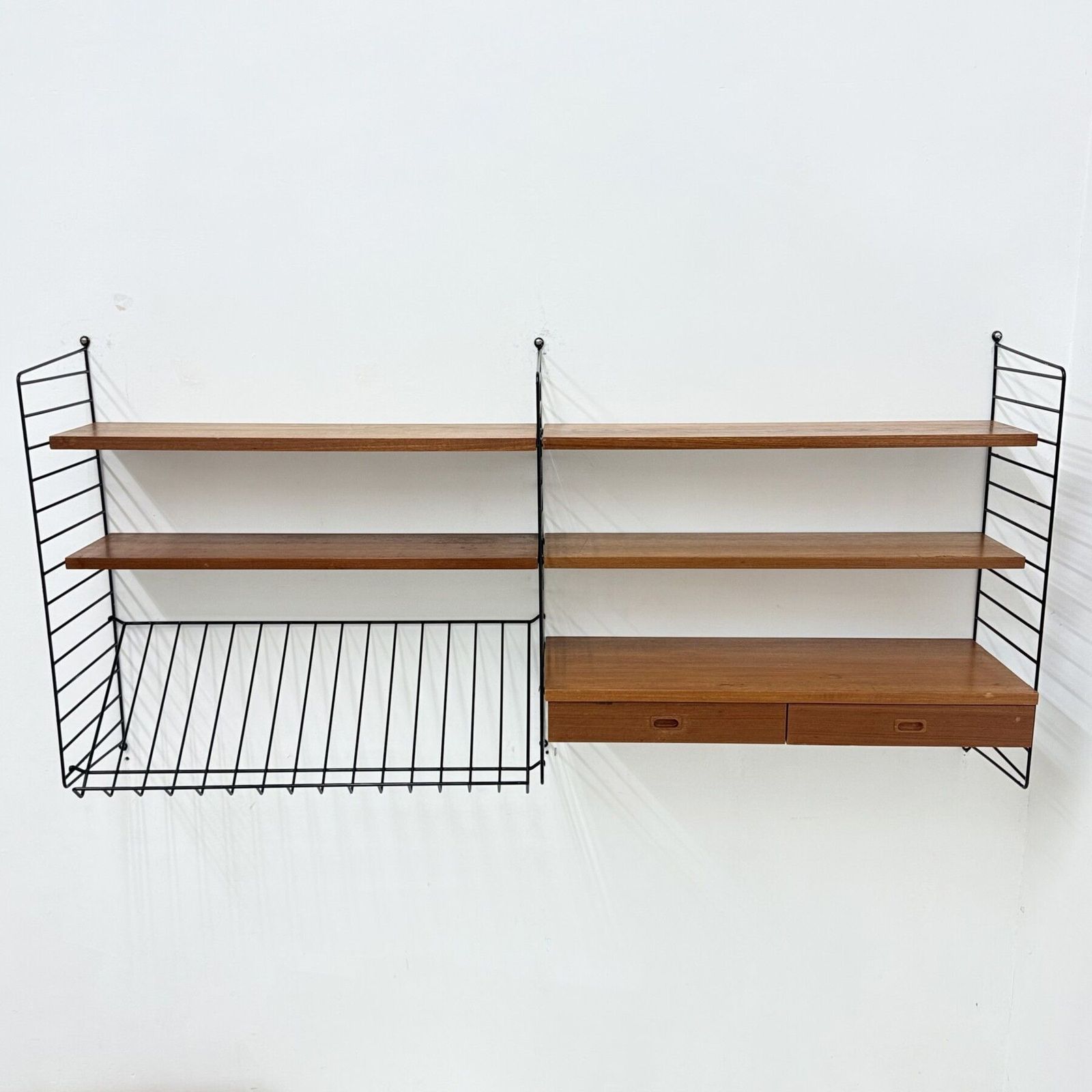 Mid Century Nisse Strinning String Design Teakhouten Wandmeubel, Ca. Jaren 1960 photo vinterior