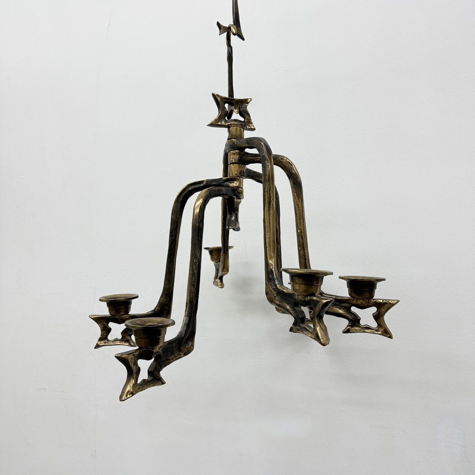 Grote Brutalistische Bronzen Hangende Kandelaar, Jaren 1970 photo vinterior