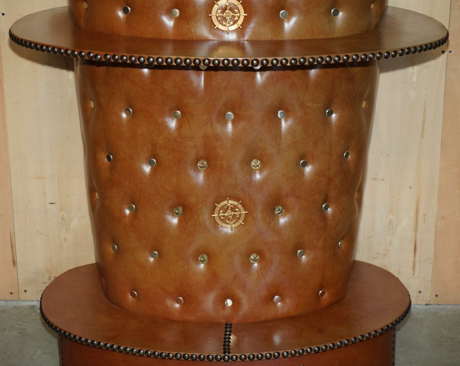 Lovely Vintage Mid Century Modern Leather Style Clad Home Cocktail Bar & Stools photo 1750.0