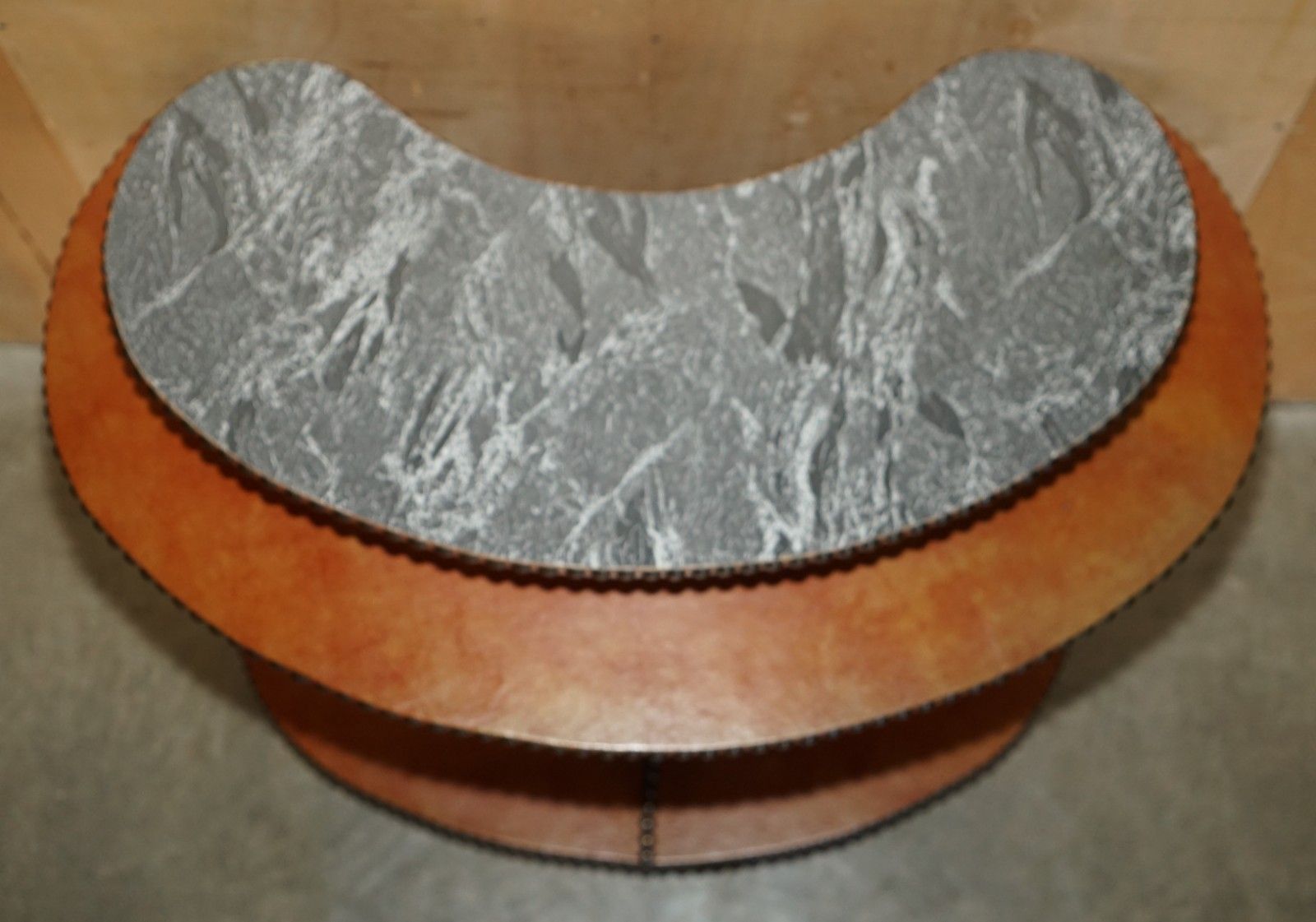 Lovely Vintage Mid Century Modern Leather Style Clad Home Cocktail Bar & Stools photo buy