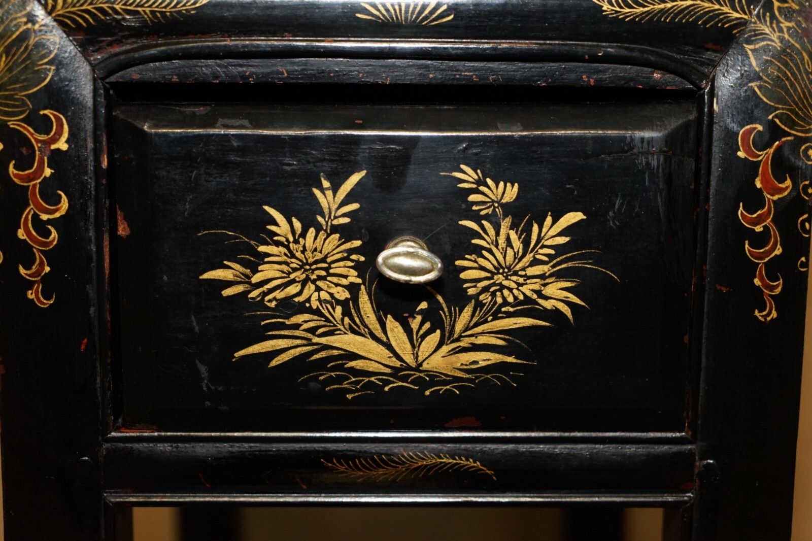 Antique Victorian Circa 1880 Chinese Chinoiserie Lacquered Side End Lamp Table photo buy