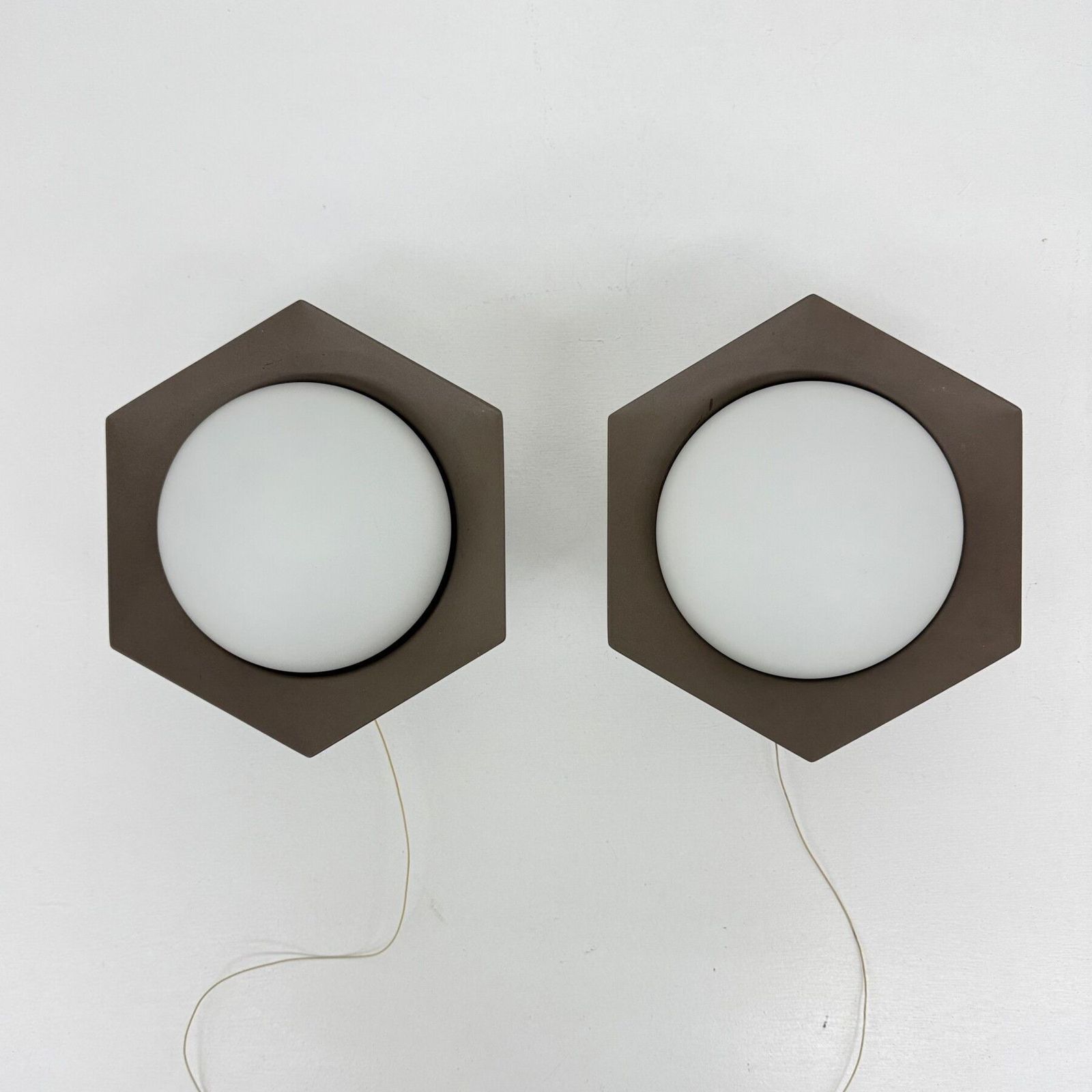 Paar Raak Hexagon 'Honeycomb' Wandlampen, Jaren 1970