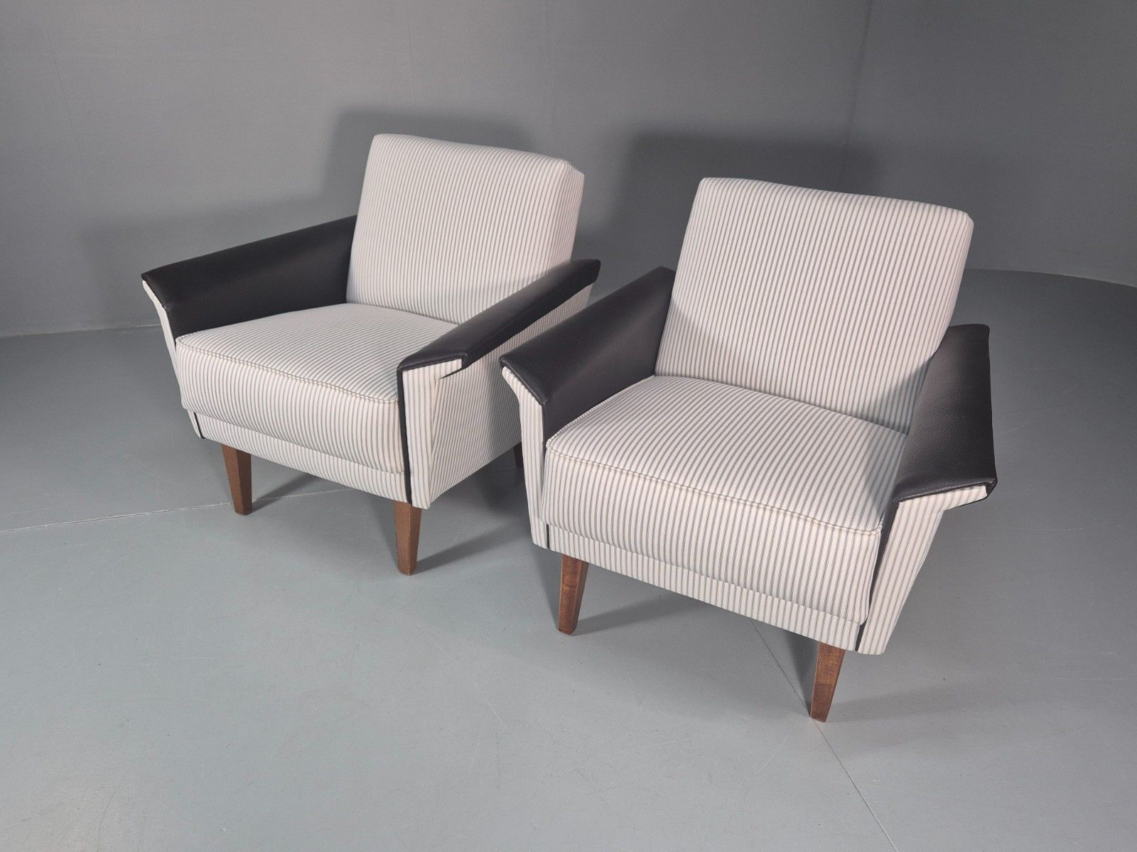 2 Mid Century Lounge Chairs Vintage Danish 1950s New Upholstery  Eb10982 Mnor photo Furniture