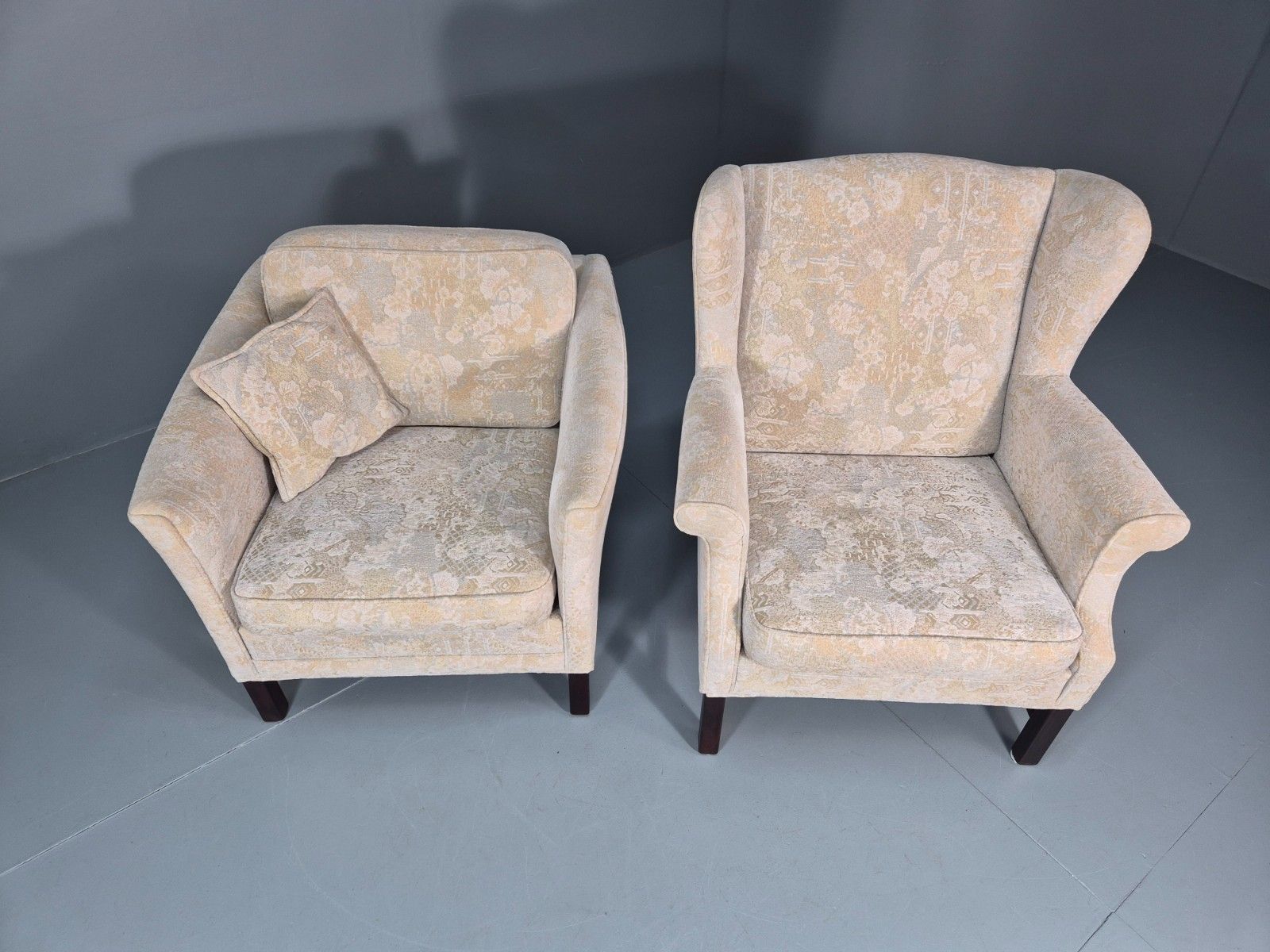 2 1970s Retro Lounge Chairs Danish Floral Cream Upholstery Eb10764 Vclo photo Furniture
