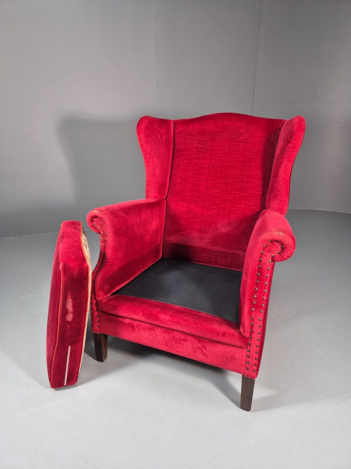 photo furniture Wing Back Lounge Chair Red Velour Danish 1960s Georgian Style Eb10754 Vclo