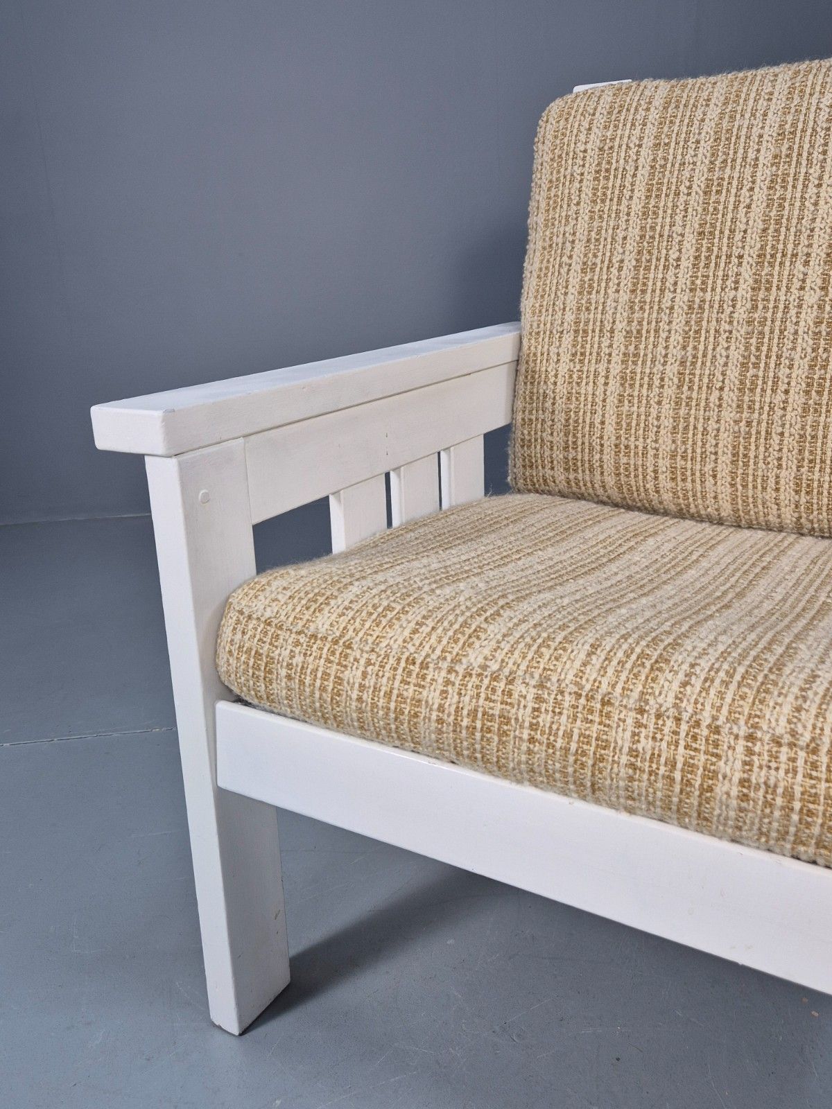 Vintage Shaker Style Lounge Chair Modern Edition Eb10262 Mnor photo vinterior