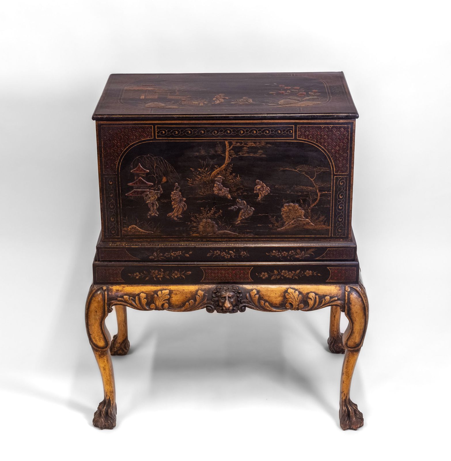 photo vinterior Early 20th Century Black & Gilt Japanned Chinoiserie Chest On Stand