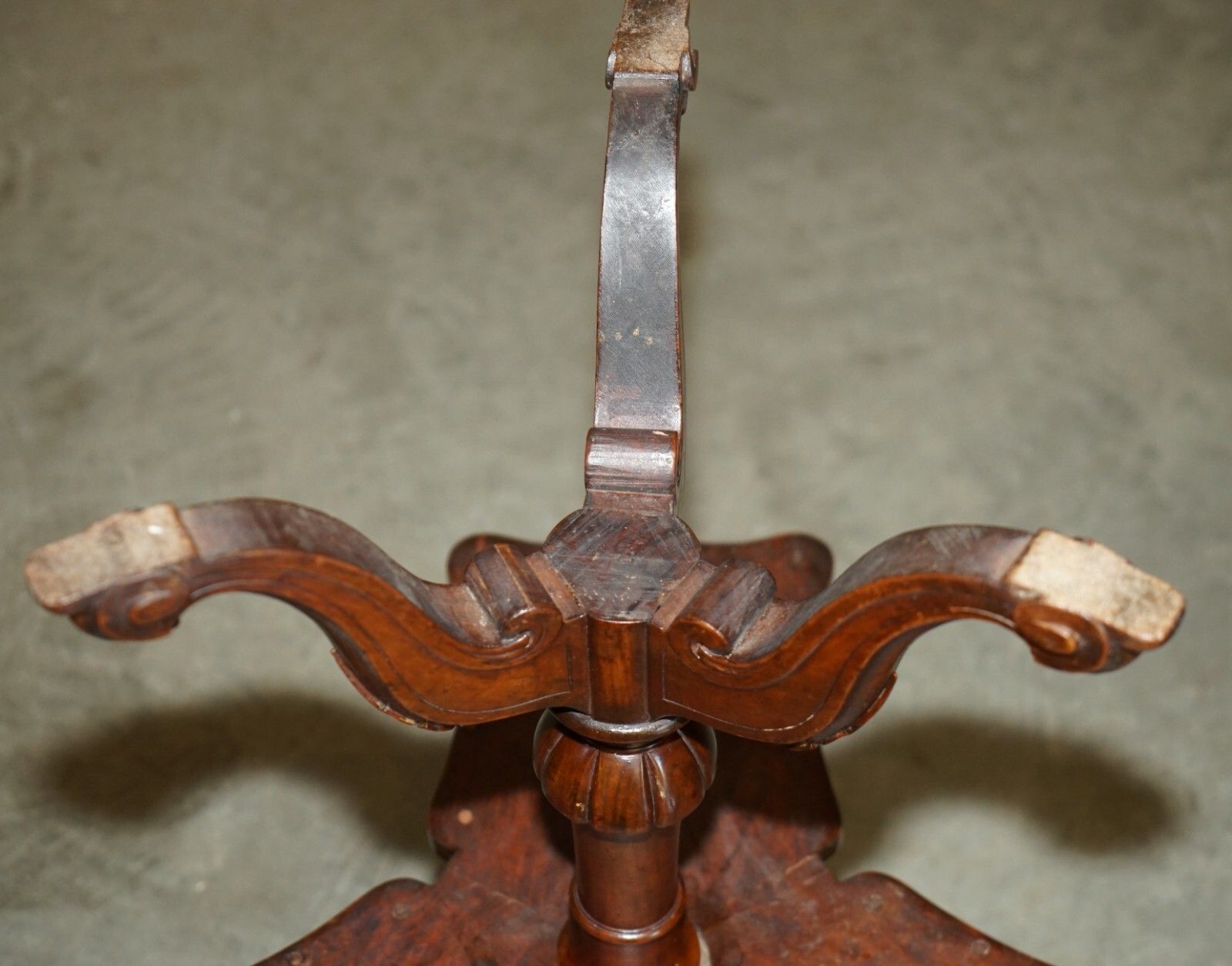 photo vintage Antique  Restored Victorian Burl Walnut Library Revolving Book Table Bookcase