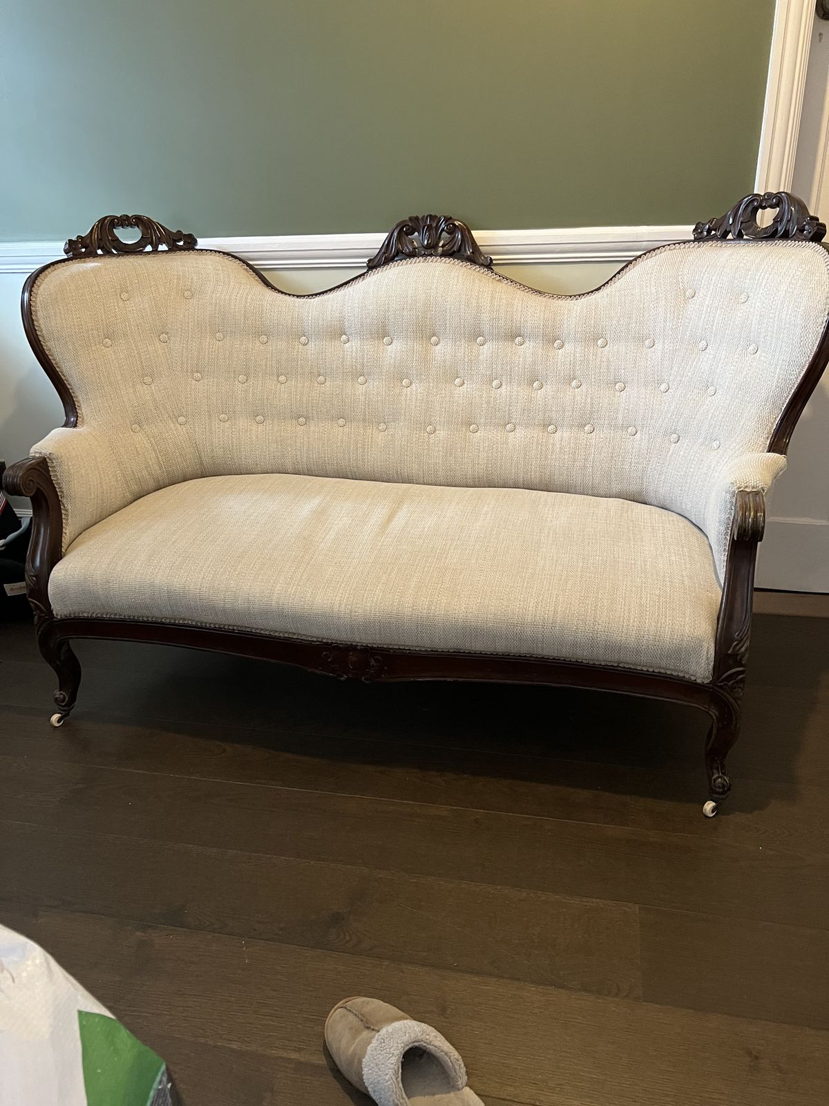 Queen Anne Sofa