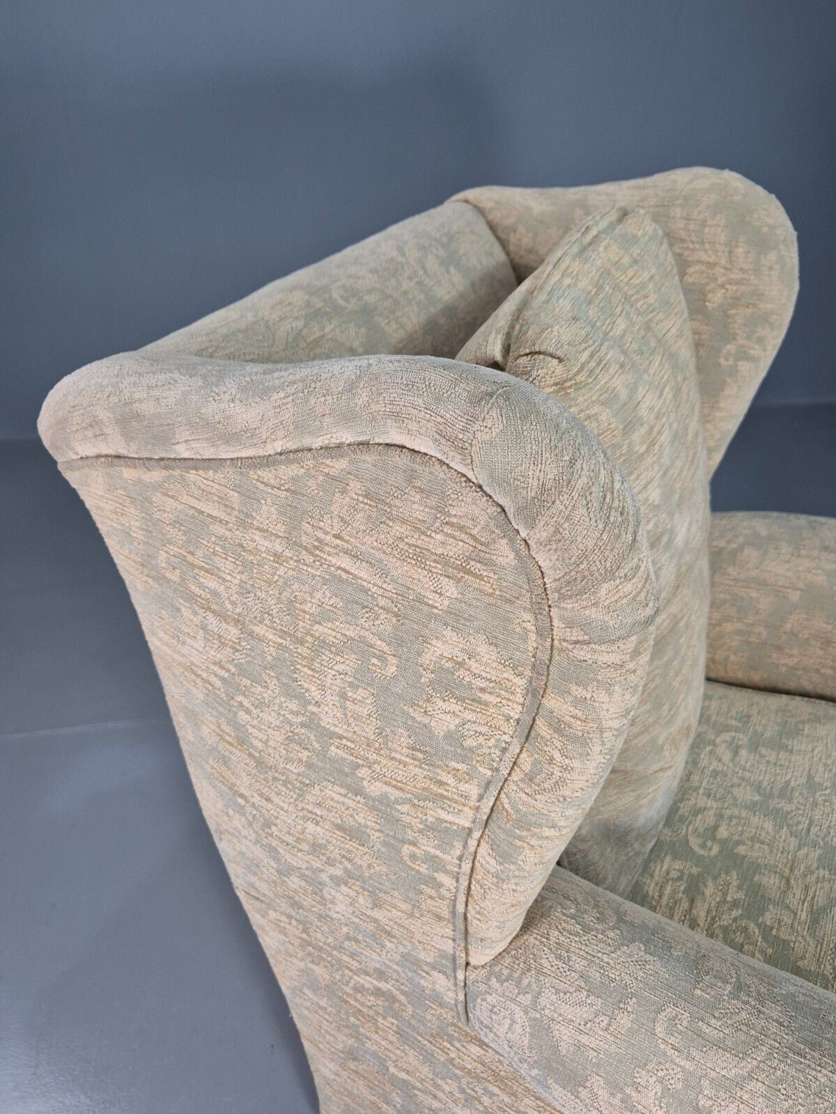 photo vintage Vintage Wing Back Lounge Chair Floral Damask Edwardian Antique Eb7787 Vclo