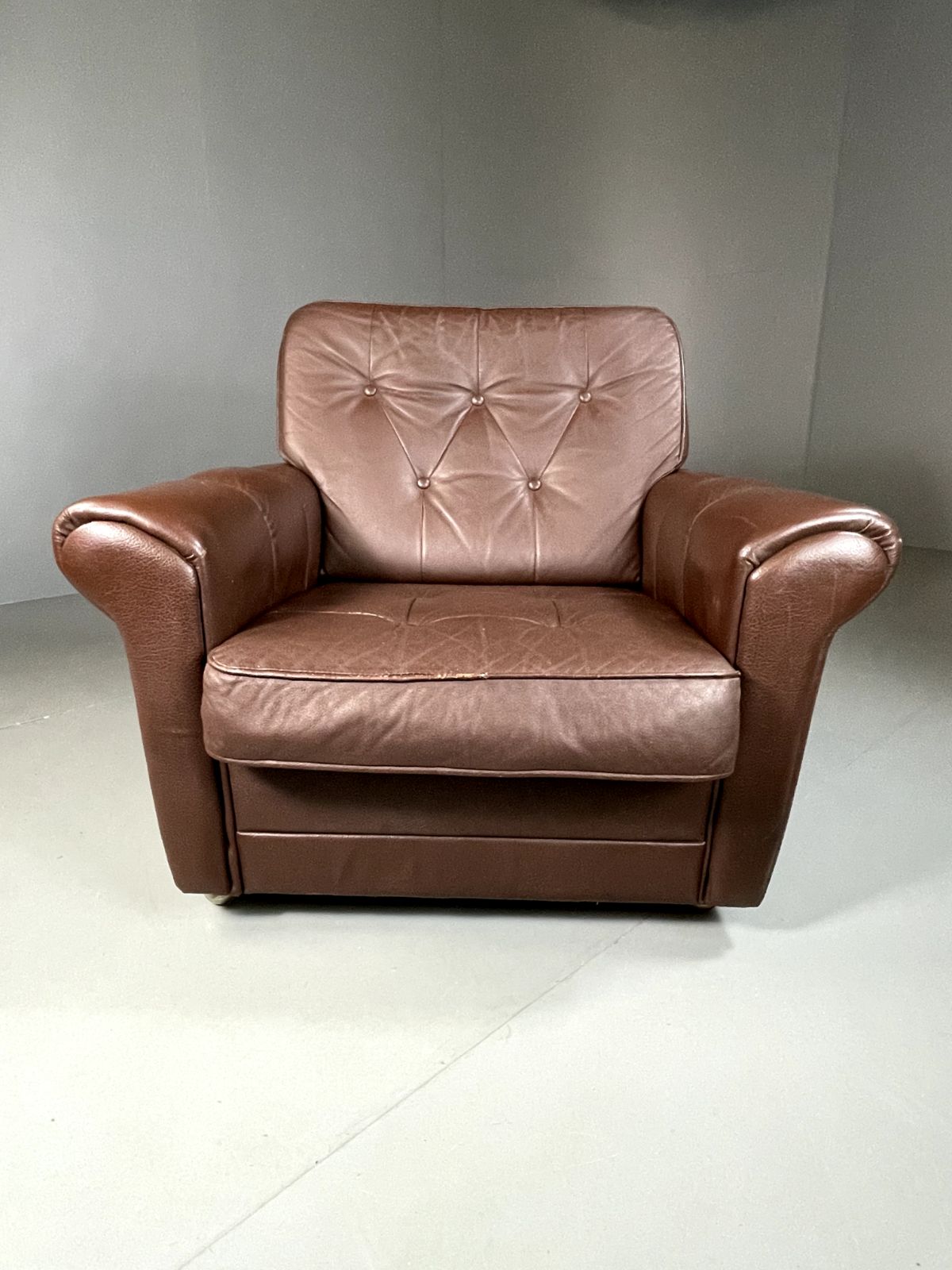 Danish Leather Lounge Chair Vintage 1970s Retro Mcm Eb5404 Mnor photo vinterior