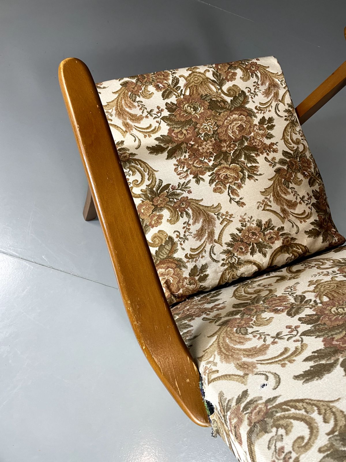 photo furniture Vintage Mid Century Chair Beech Frame 1960s Retro Eb5712 Mnor