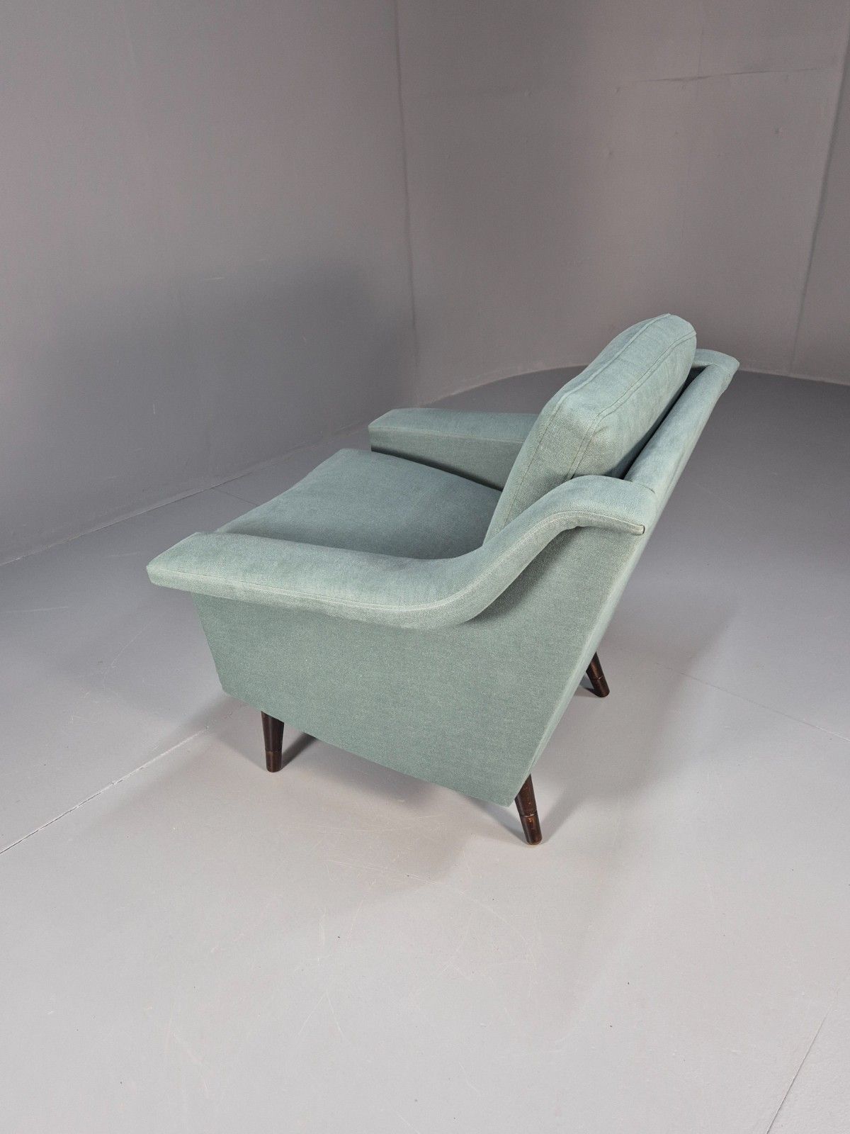 photo vintage Vintage Danish Lounge Chair New Upholstery 1960s Retro Eb6538 Mnor