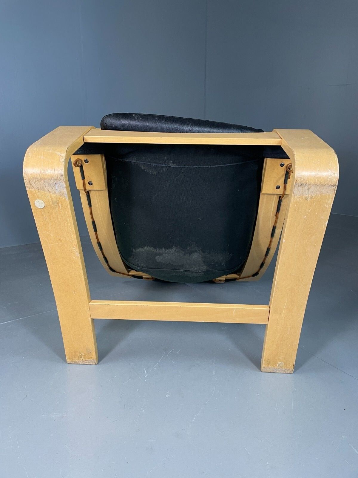 photo vinterior Vintage Swedish Lounge Chair Black Leather Krokken Retro Mcm Eb6604 Mben