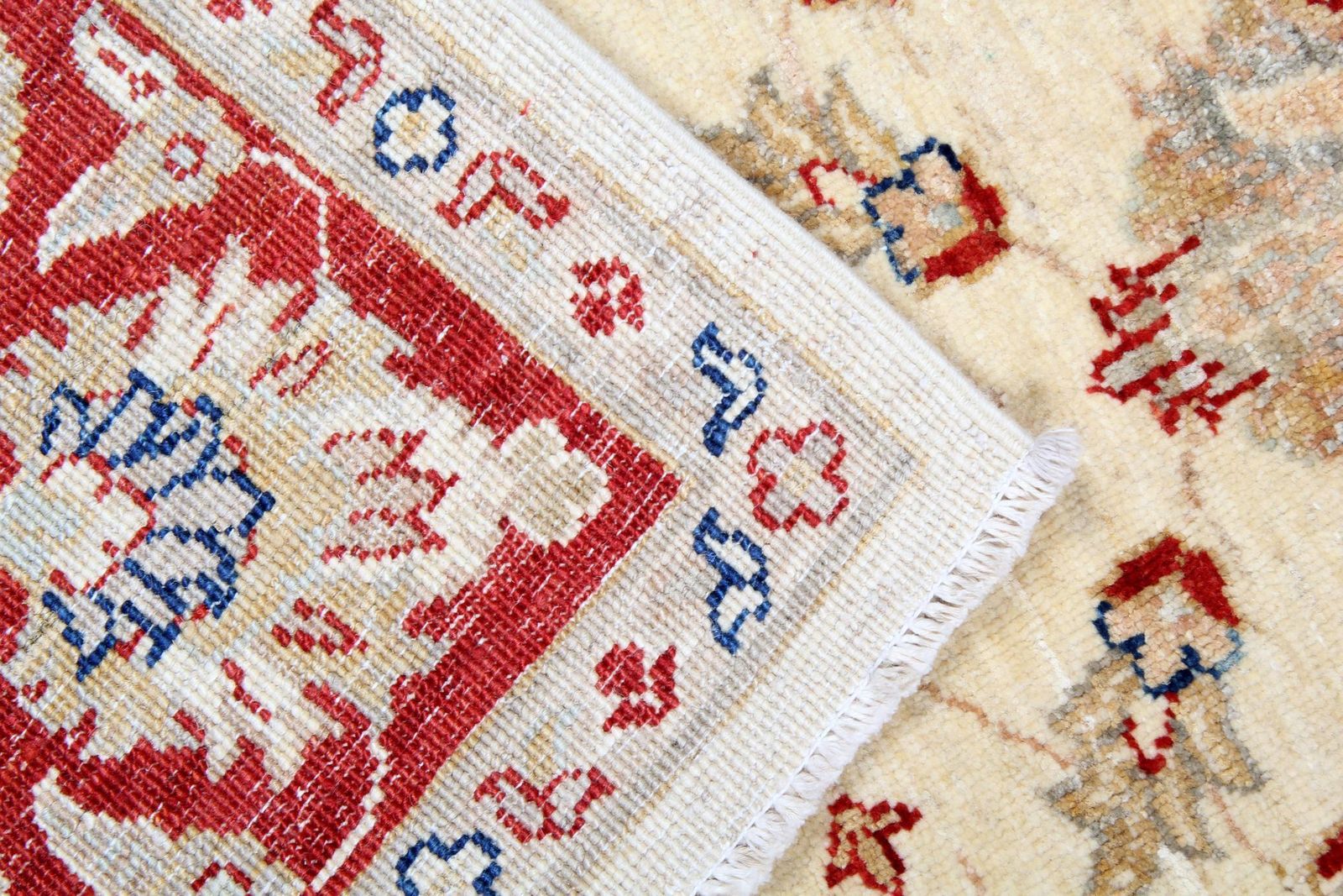 Beige & Red Ziegler Floral Oriental Rug, Traditional All Over Design 165x195 Cm photo Textiles