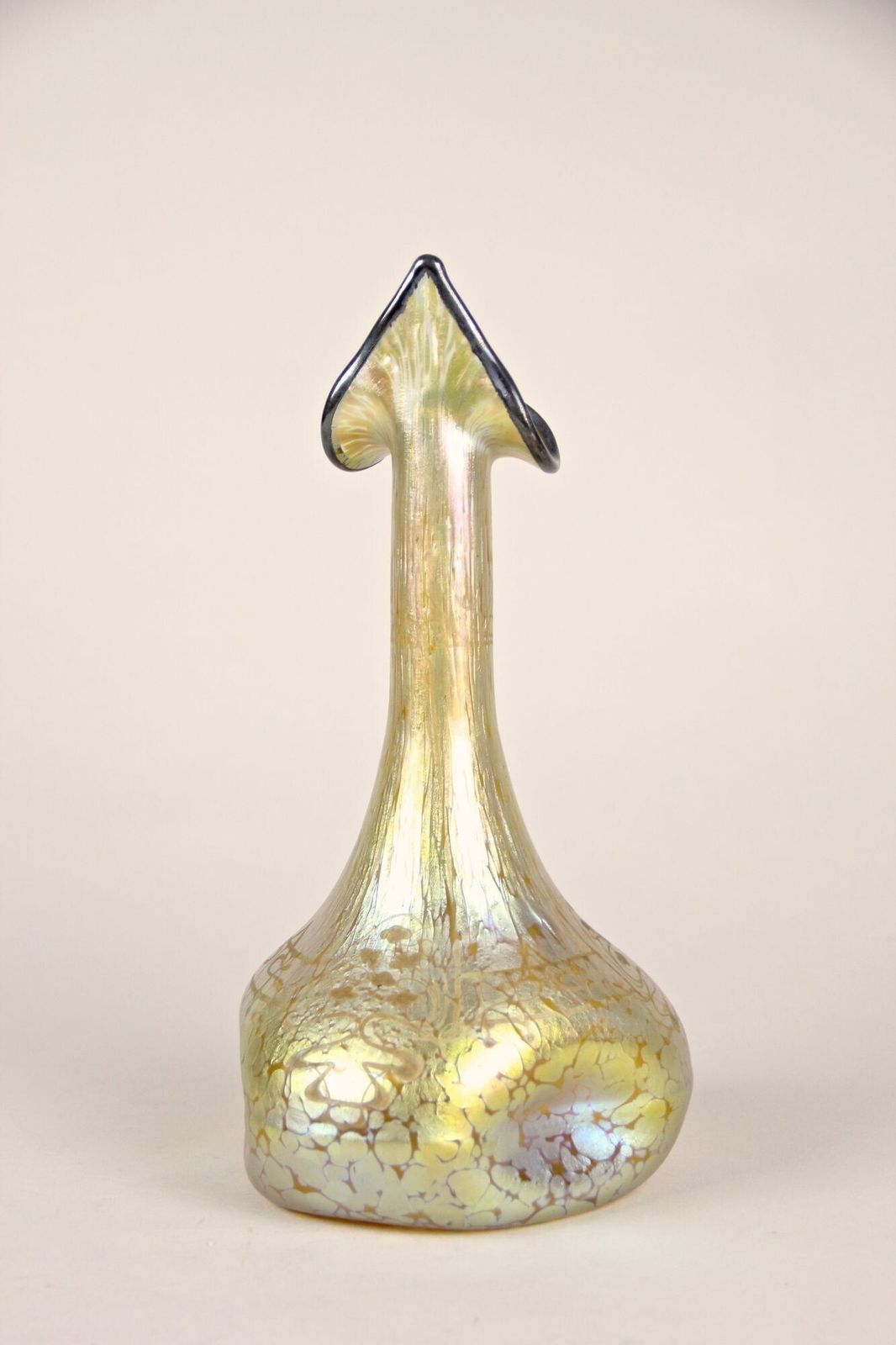 19th Century Art Nouveau Loetz Glass Vase   Decor Candia Papillon, Cz Ca. 1898 photo vinterior