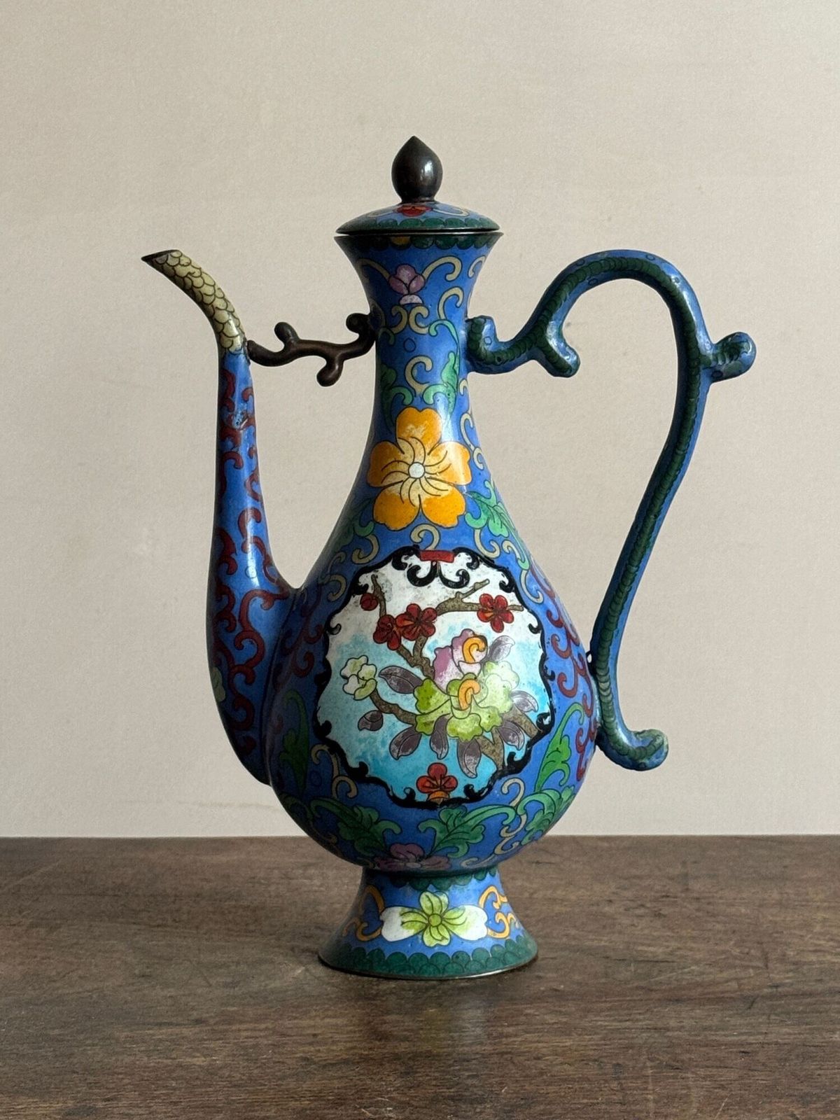 Cloisonné Enamel Ewes And Stem Cups photo for sale
