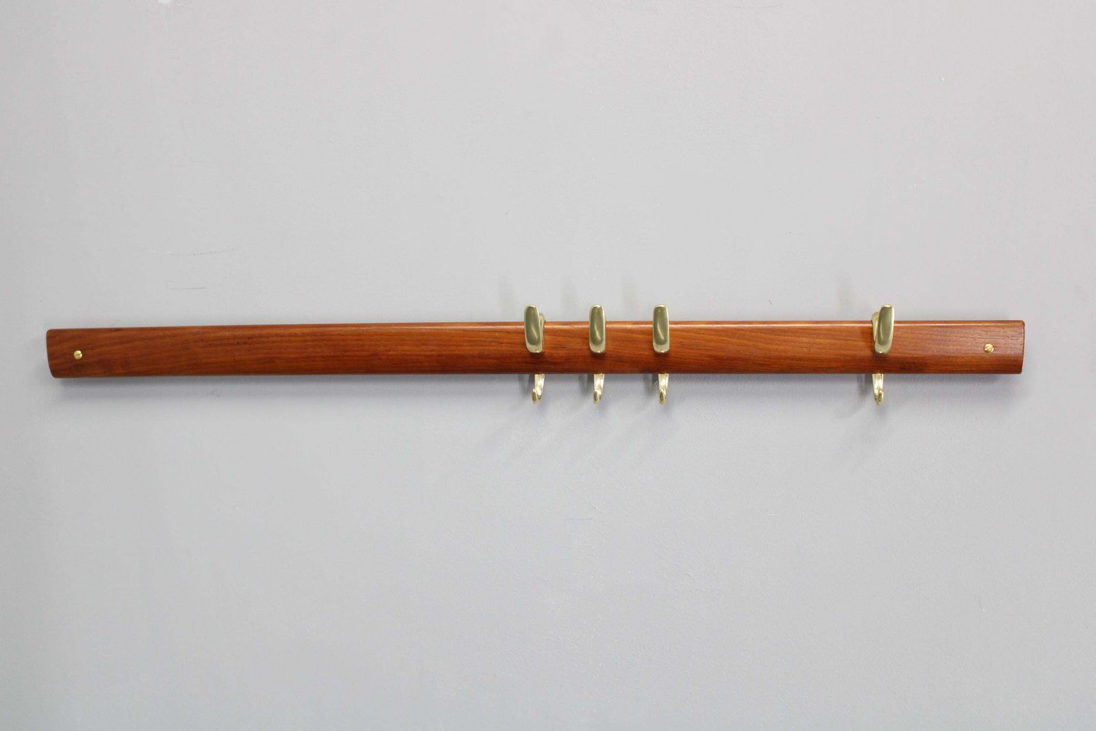 Brass And Teak Coat Hanger By Carl Auböck For Illums Bolighus, Denmark, 1950s — photo vintage