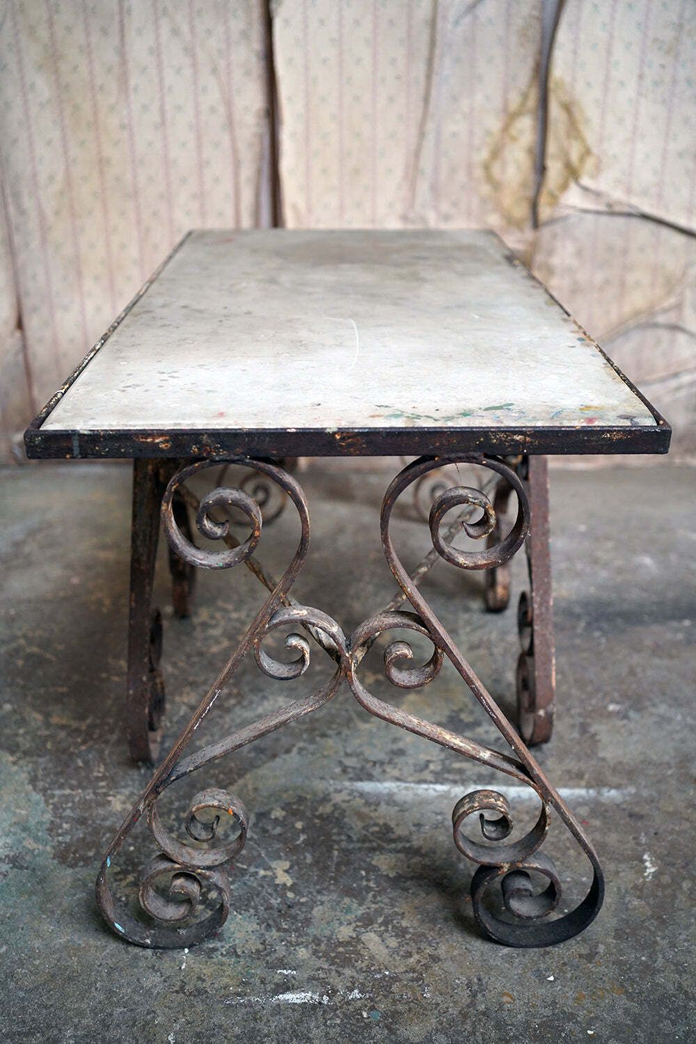 photo vinterior A Late 19thc French Iron & Marble Pâtisserie Table