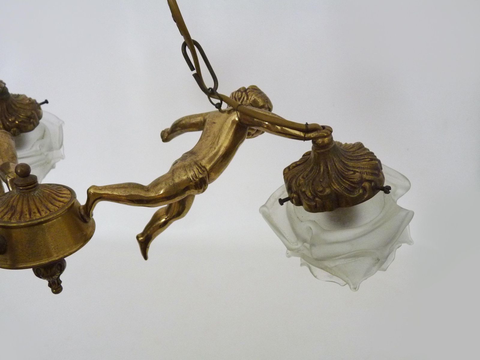 Stunning 3 Light Cherub Chandelier With Rose Shaped Tulip Shades. 1960s photo buy