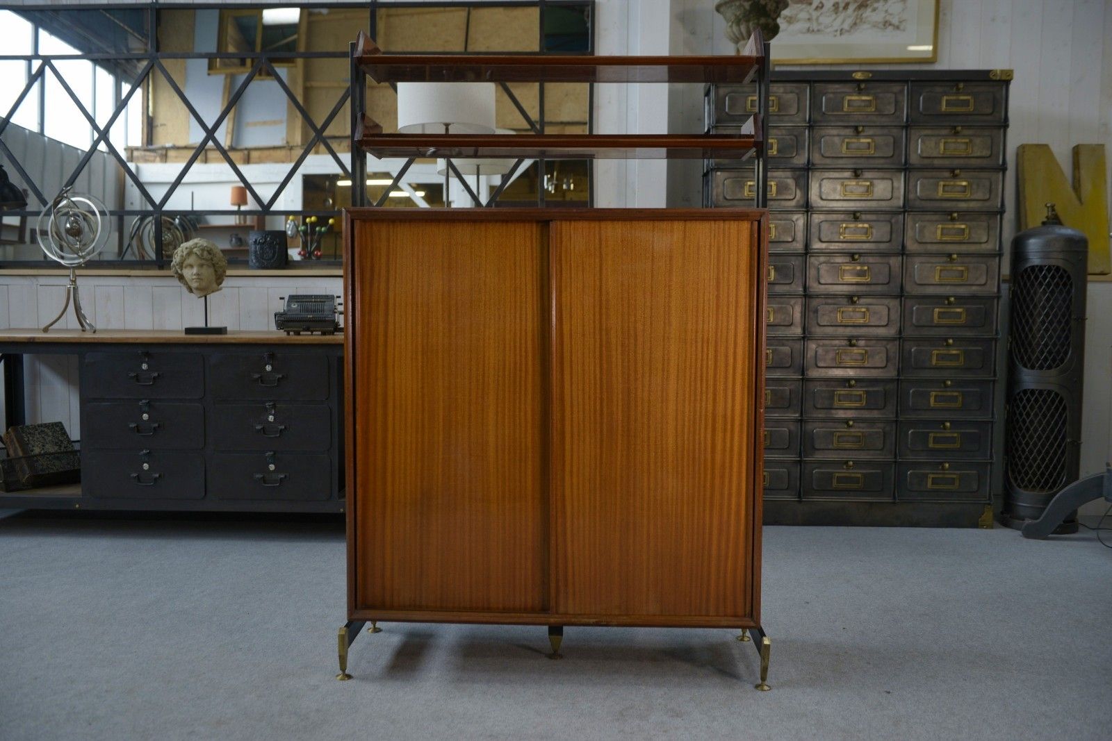Minimalist Shelf Cabinet By Antonio Ferretti Milano 1960's photo vinterior