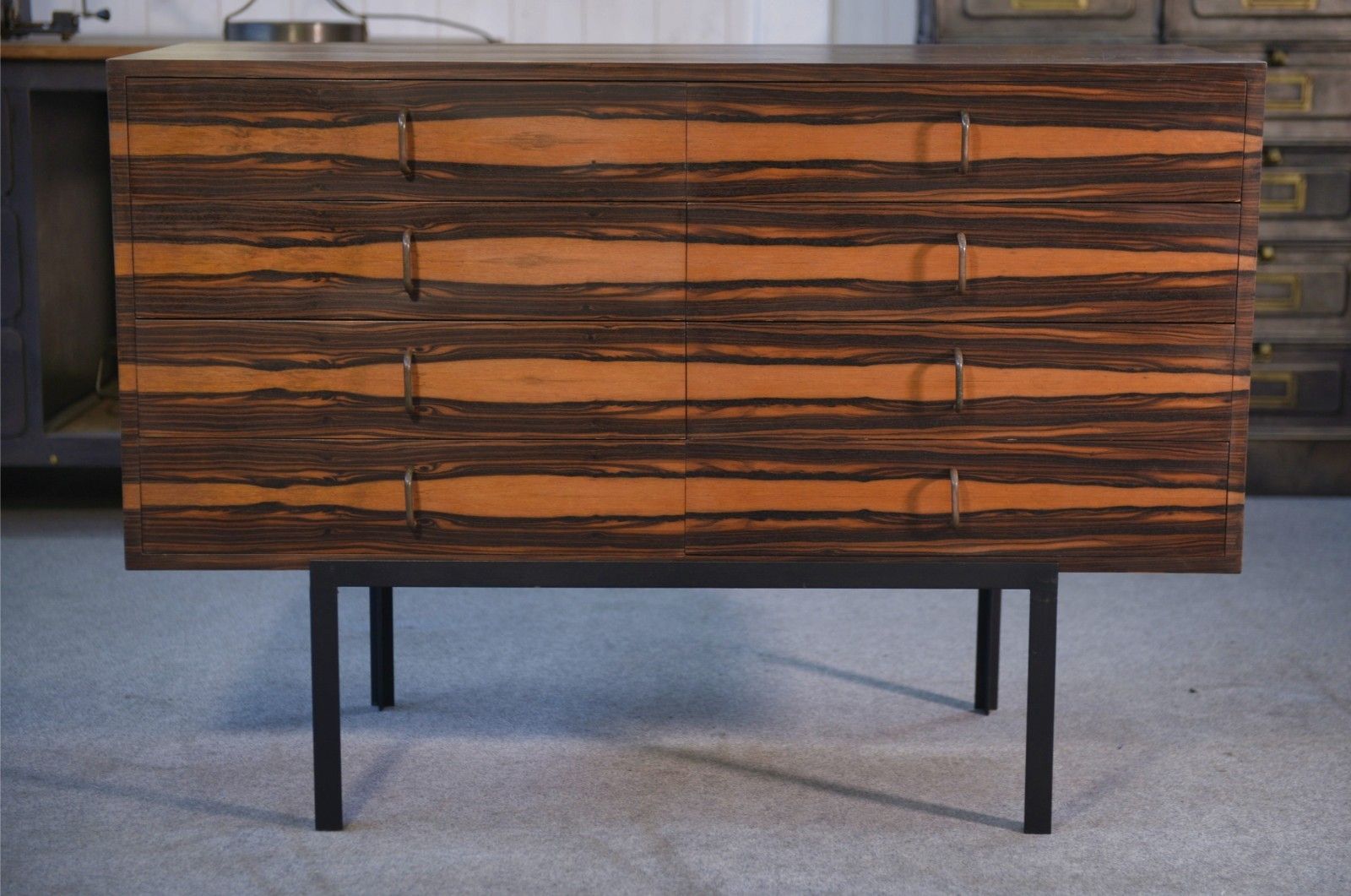 Gabon Ebony Design Chest Of Drawers 8 Drawers 1960's photo vinterior
