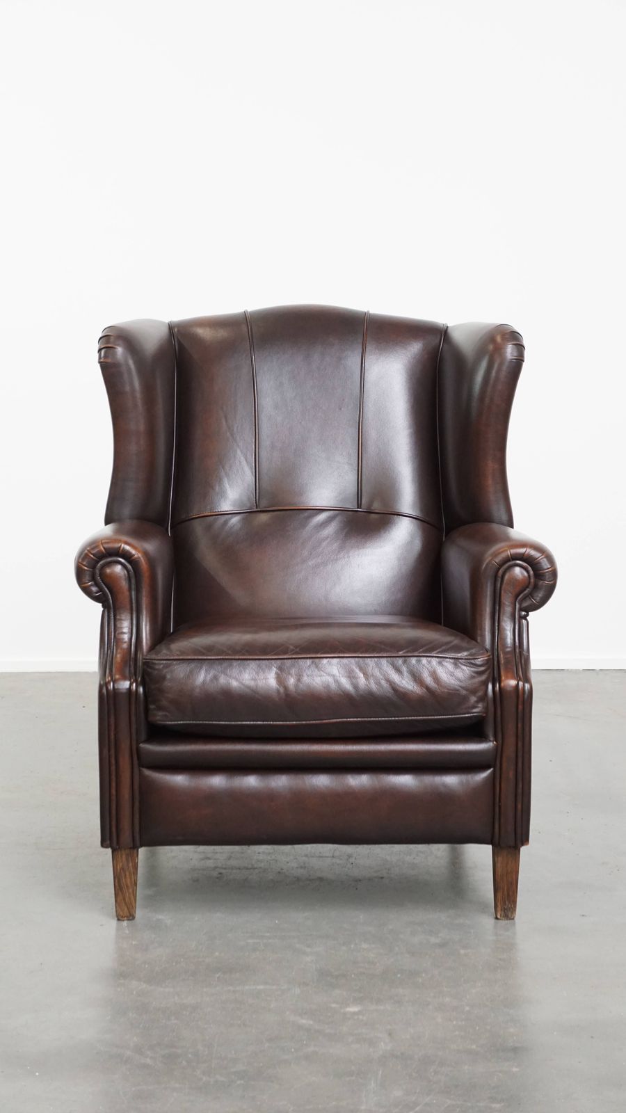 Very Beautiful And Comfortable Wing Chair Made Of Cowhide In English Style photo furniture