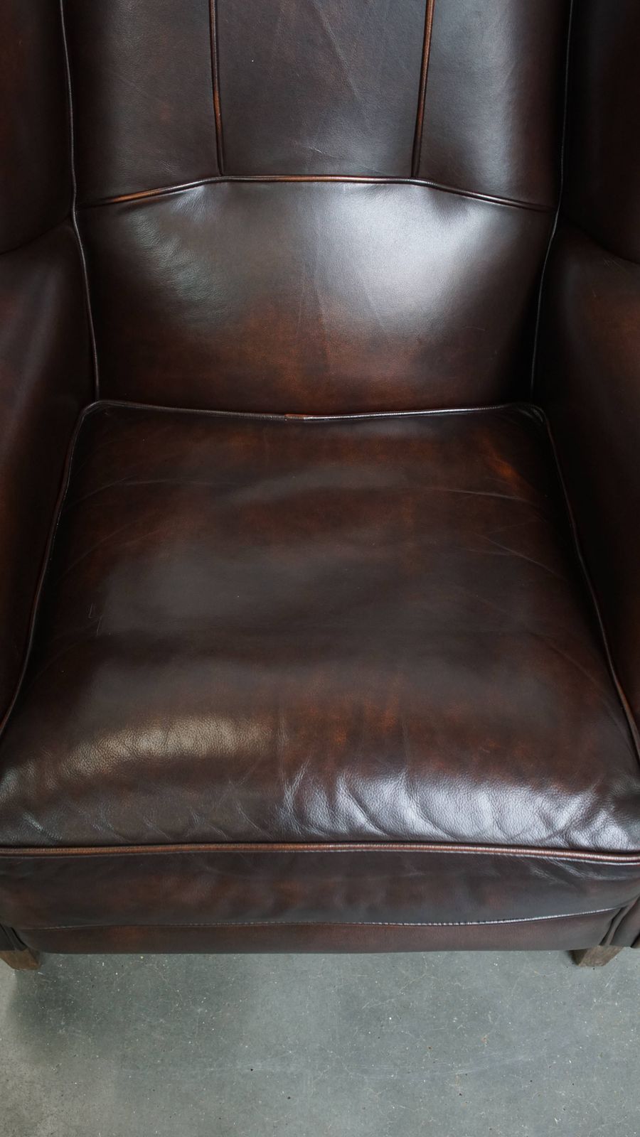 Luxurious And Comfortable English Style Wing Chair Made Of Cowhide Leather photo vinterior