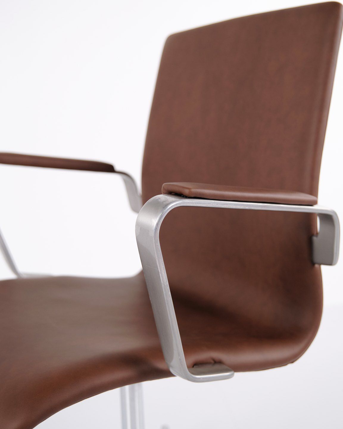 Oxford Classic Office Chair   Model 3291   Brown Leather   Arne Jacobsen   Fritz Hansen photo 1750.0