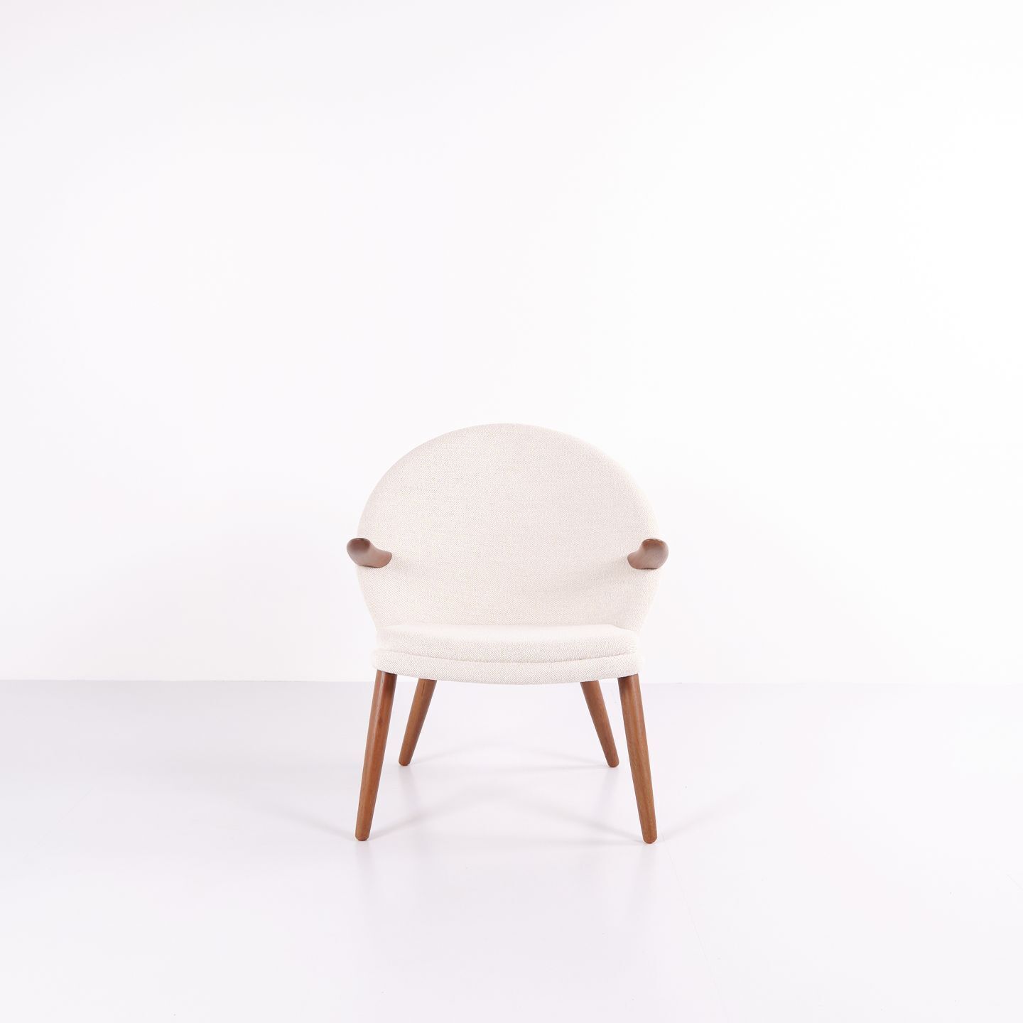 Armchair   Teak & Light Fabric   Kurt Olsen   Glostrup Furniture Factory   1960s