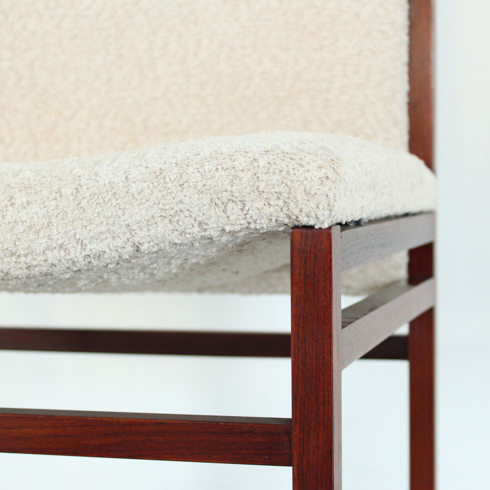Set Of 6 Tito Agnoli Ash Dining Chairs For Cinova With Bouclé Upholstery photo Furniture