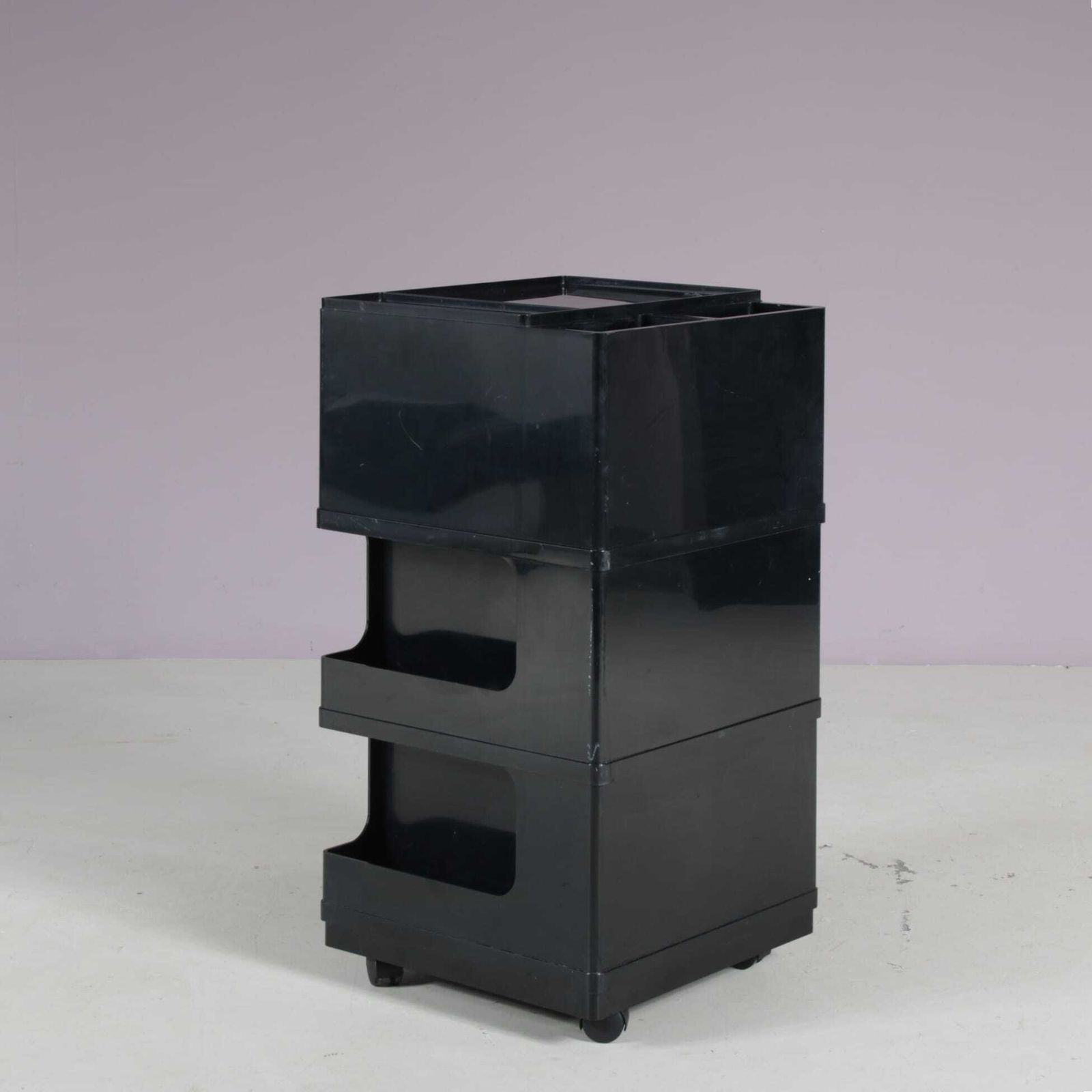 1970s Black Plastic Trolley By Giovanni Pelis For Stile Neolt, Italy photo vintage