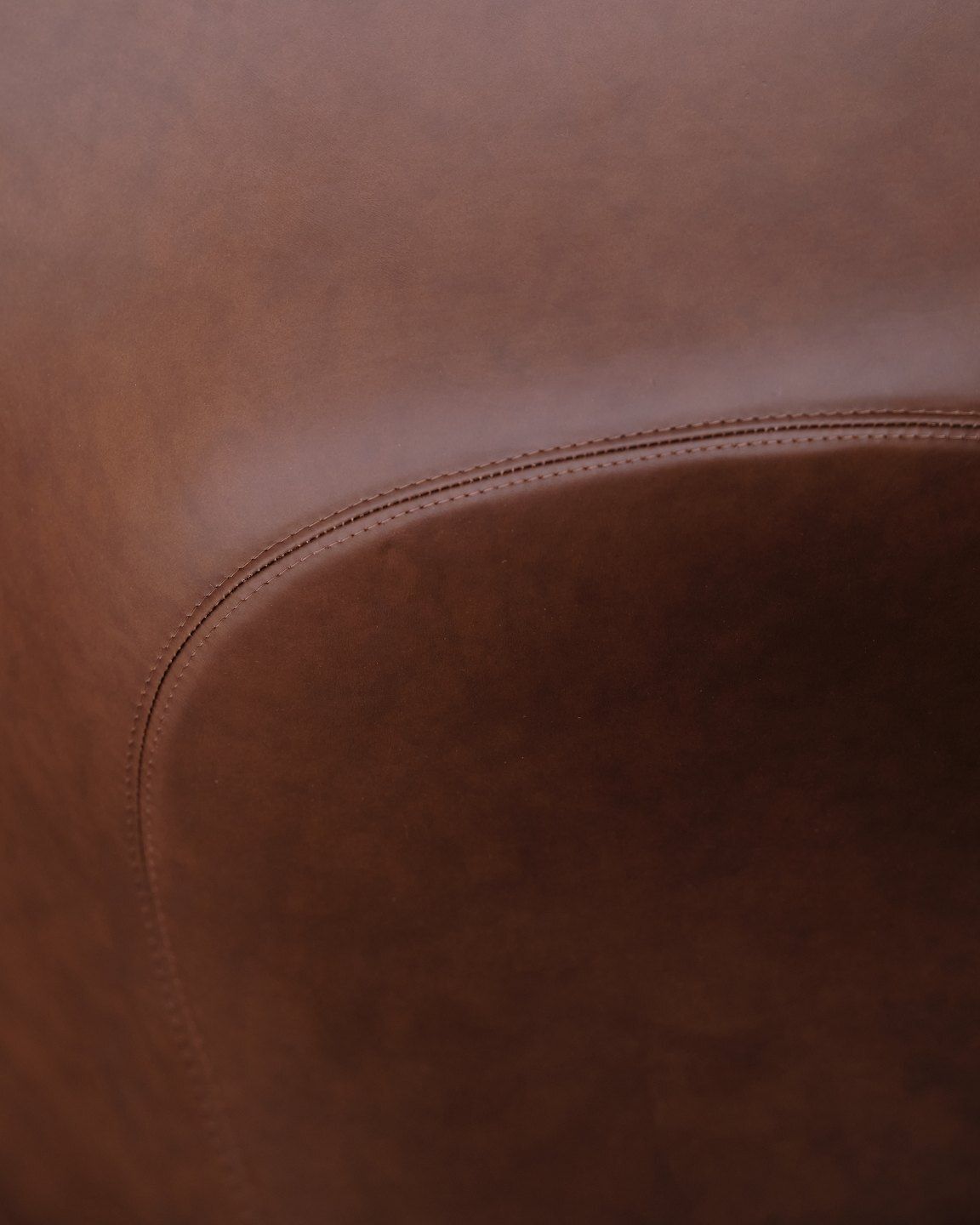 The Egg   Model 3316   Brown Leather   Arne Jacobsen   Fritz Hansen photo buy