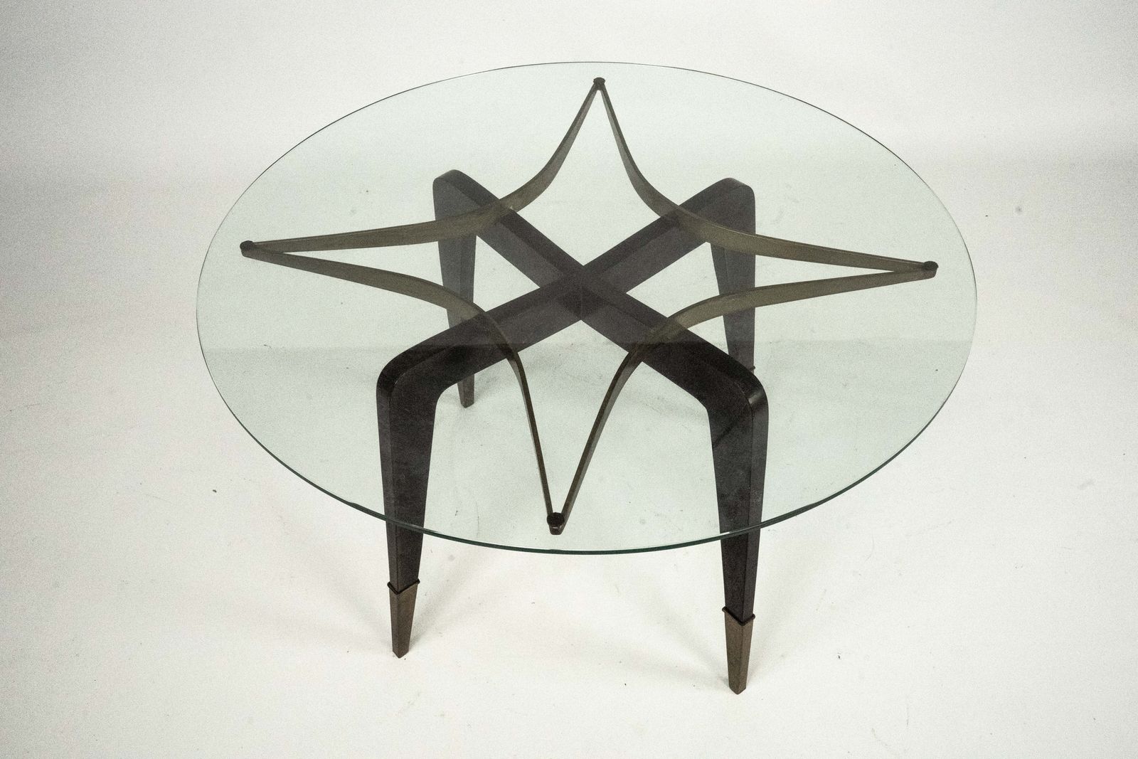 photo furniture Rare Mid Century Round Coffee Table By Paolo Buffa, Italy, 1950s.