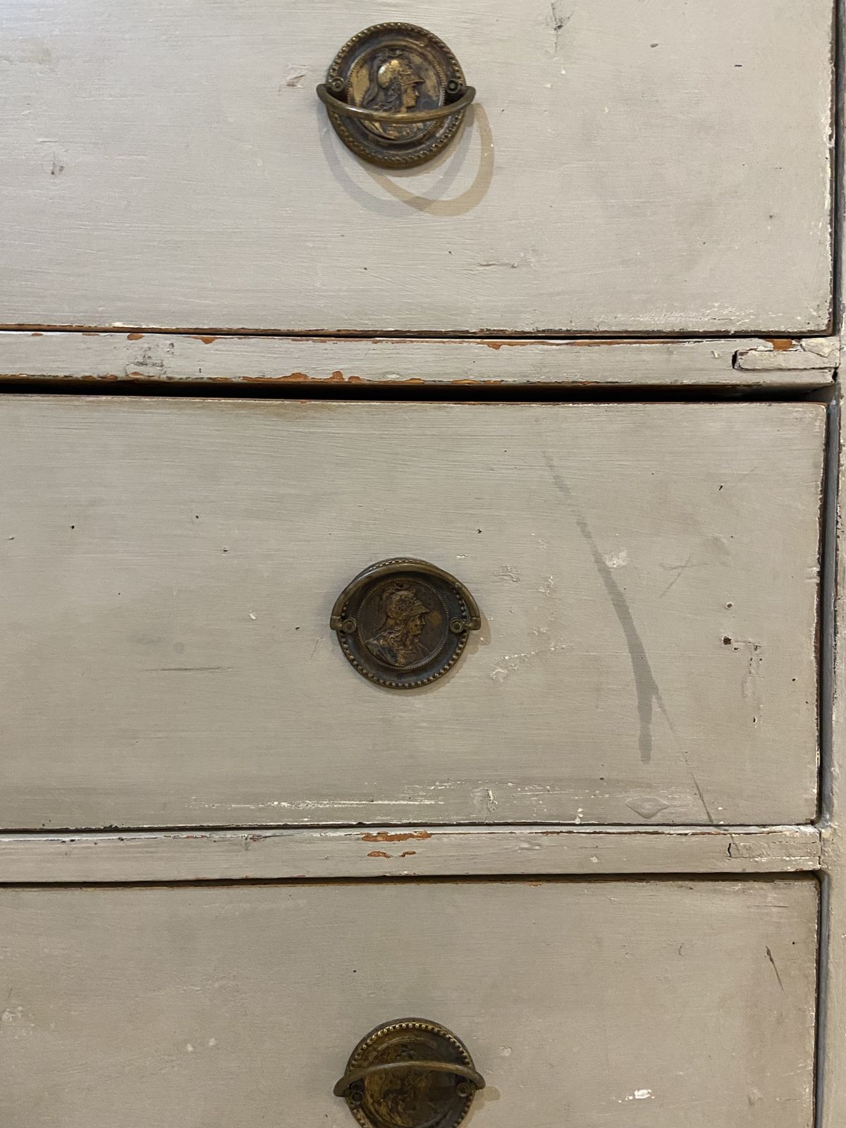 1800.0 Beautiful Antique Chest Of Drawers photo