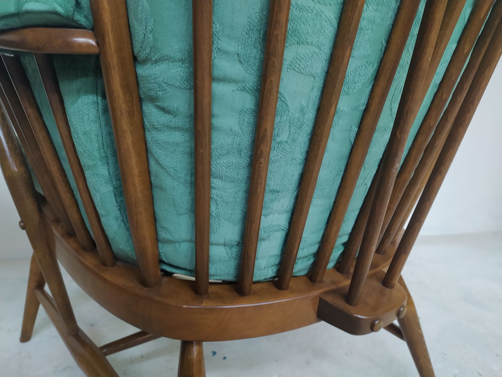 Ercol Evergreeen Pair Of Vintage Armchairs. photo vinterior