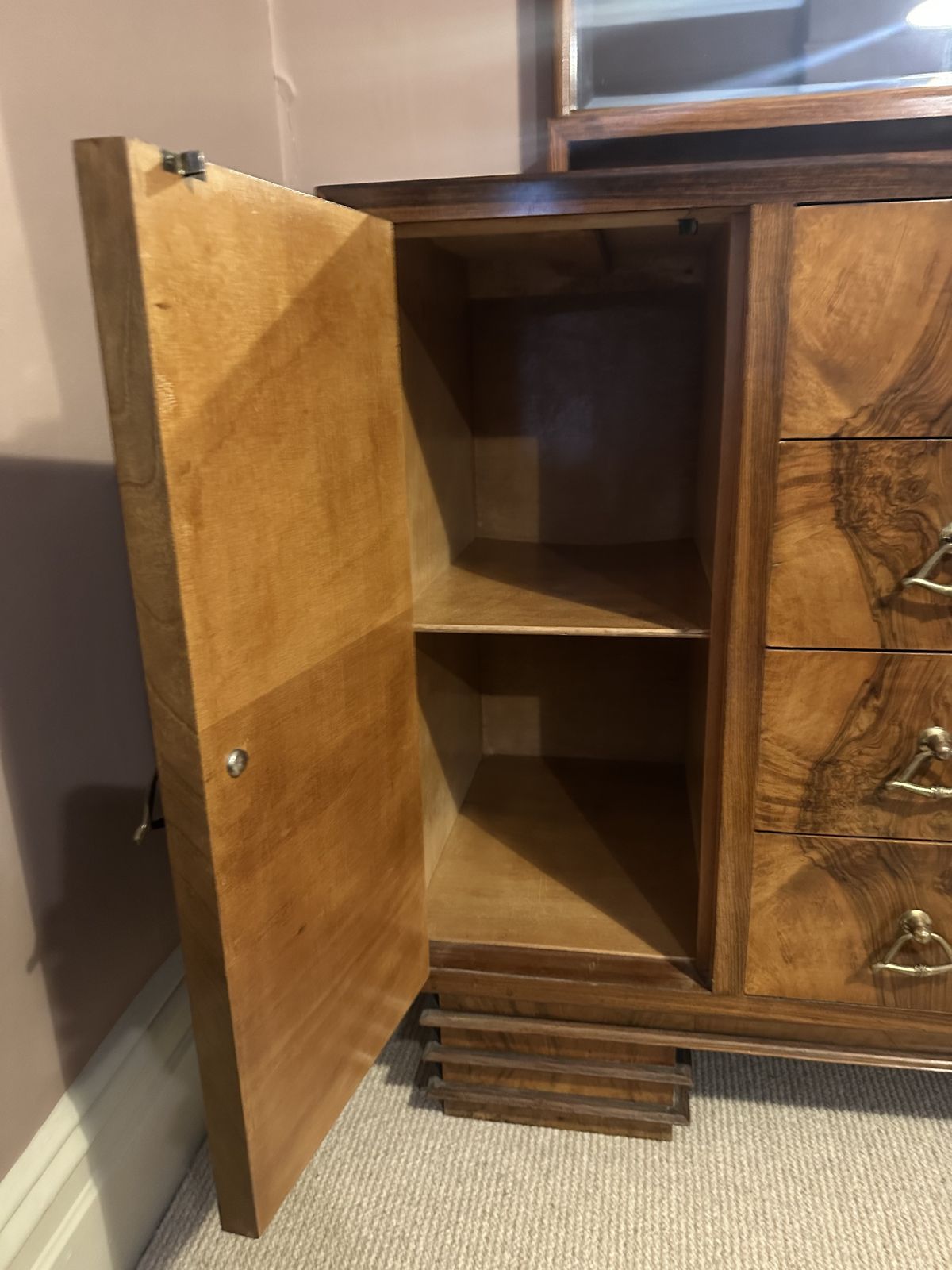 Italian Art Deco Rosewood Drawers & Mirror With Walnut Bookmatch Veneer photo vinterior