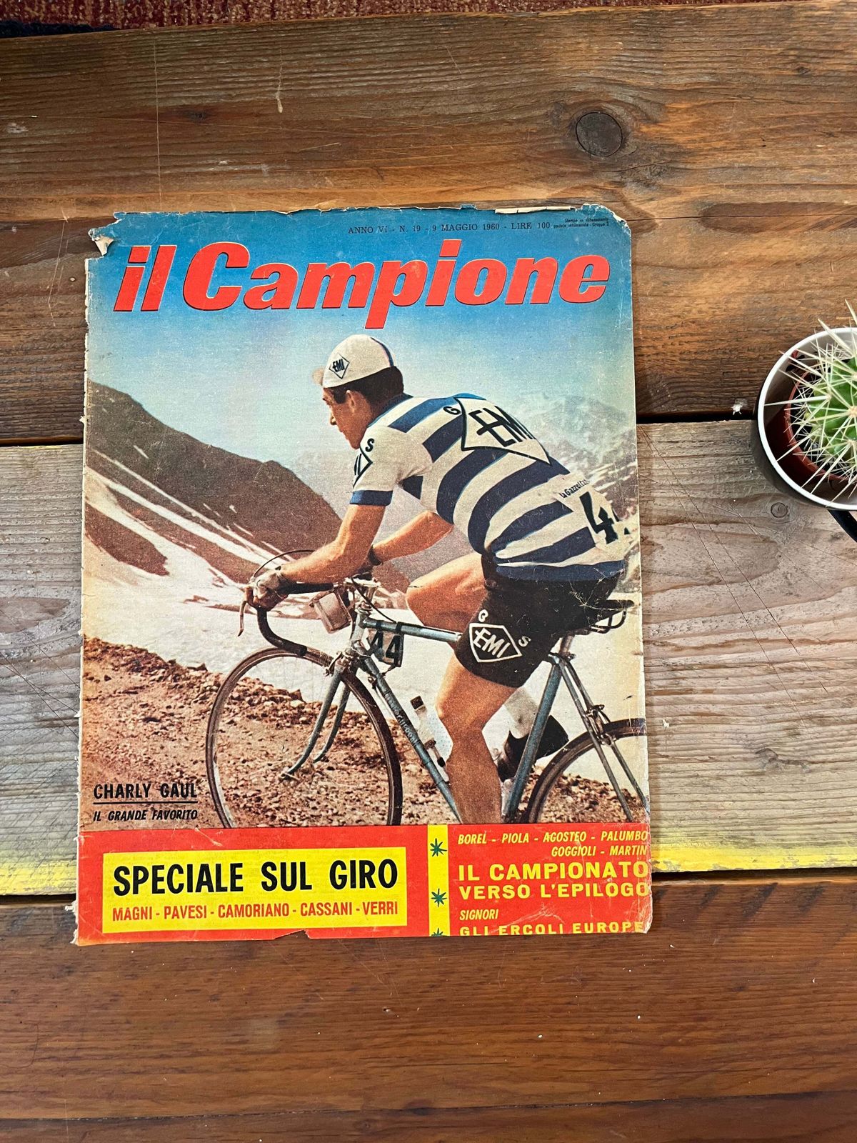 Vintage Cycling Print Giro D’italia 1960 Charly Gaul photo for sale
