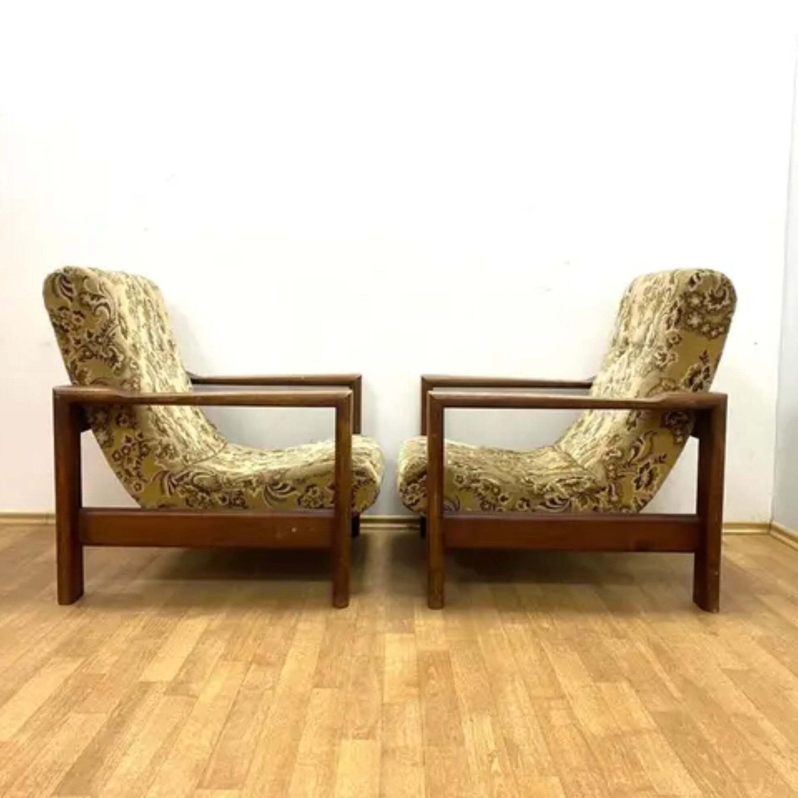Retro Zitset, Massief Houten Frame, Jaren 1970 photo Meubels