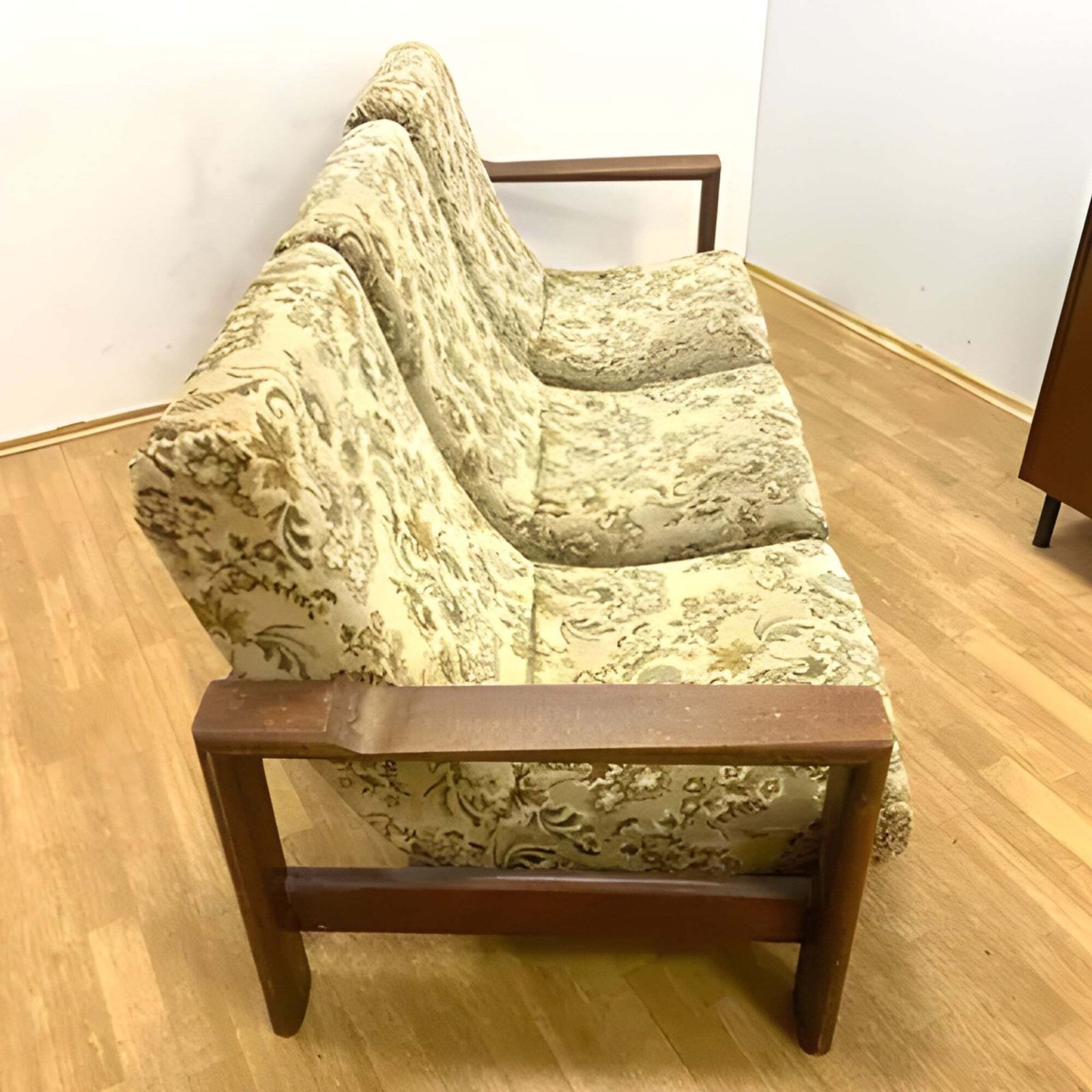 photo furniture Retro Zitset, Massief Houten Frame, Jaren 1970