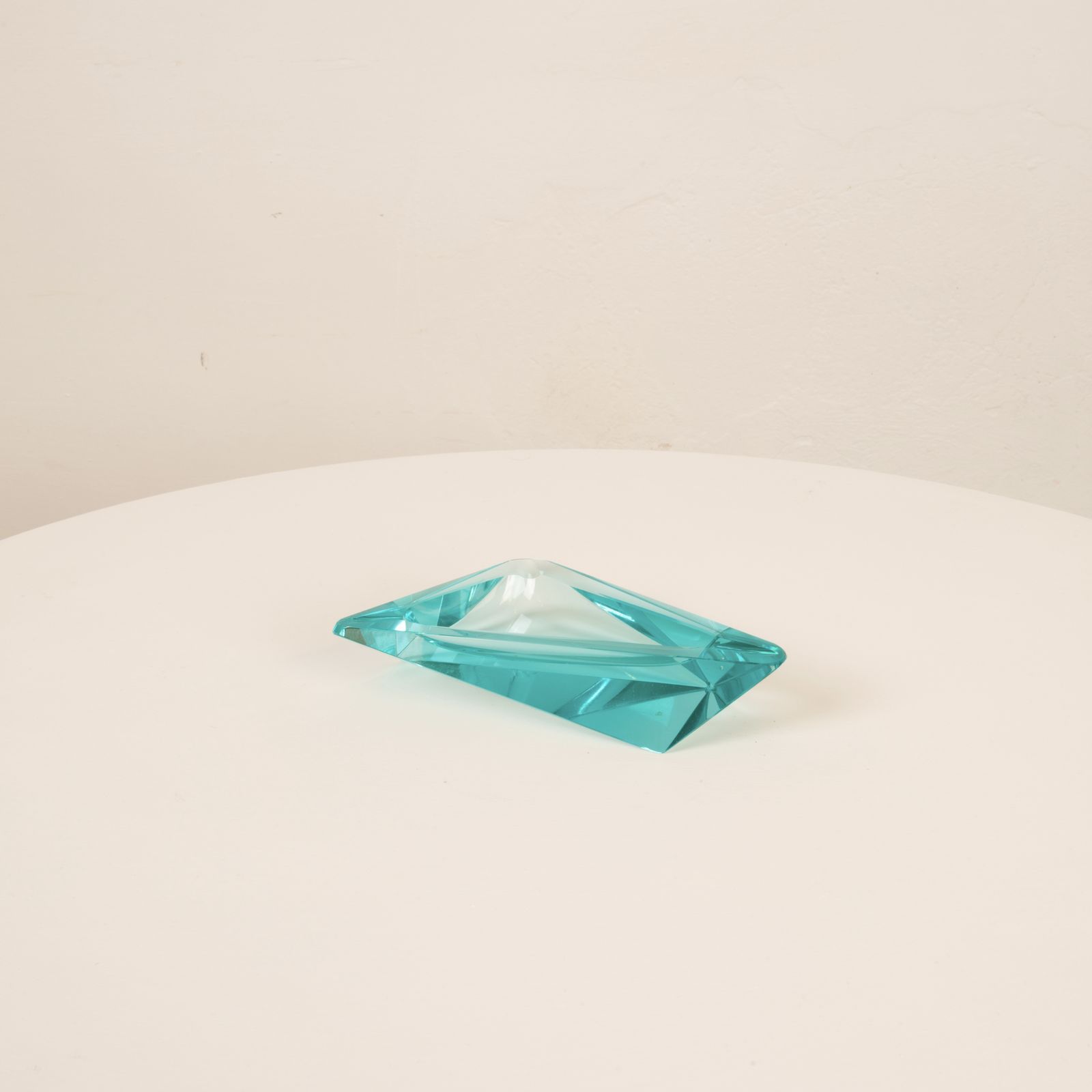 Fontana Arte Italia Style Blue Crystal Ashtray From The 1970s. photo Home Decor