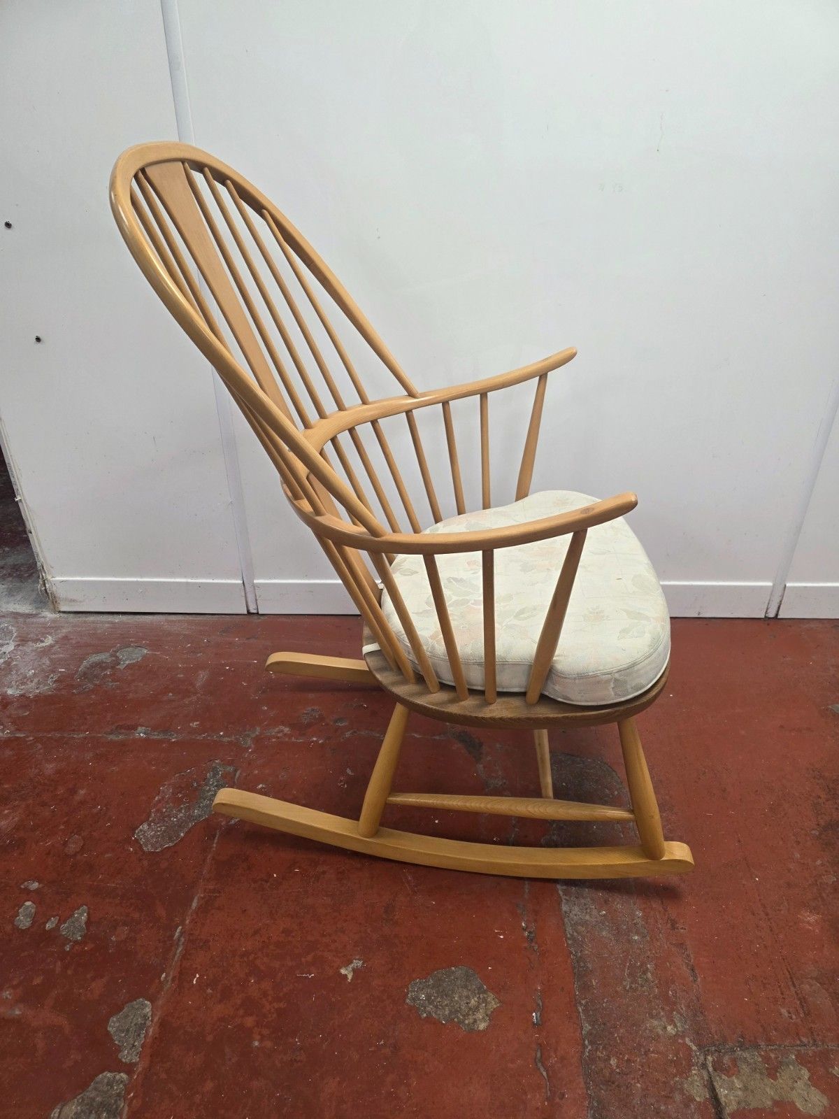 Blonde Ercol Chair Makers Rocking Chair With Original Cushion photo 595.0